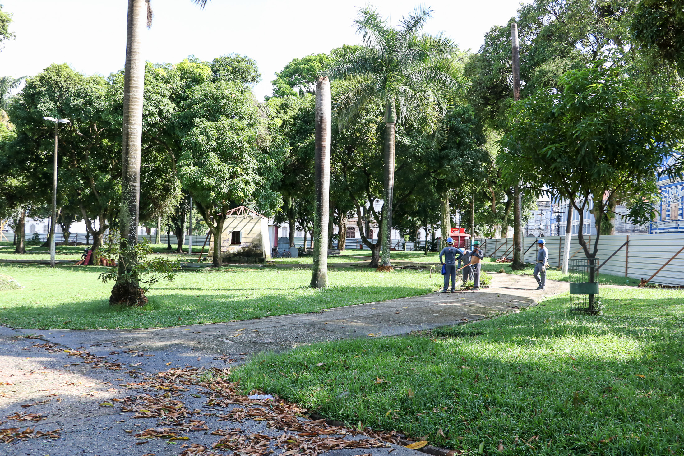 Obra na Praça do Relógio está na fase final 