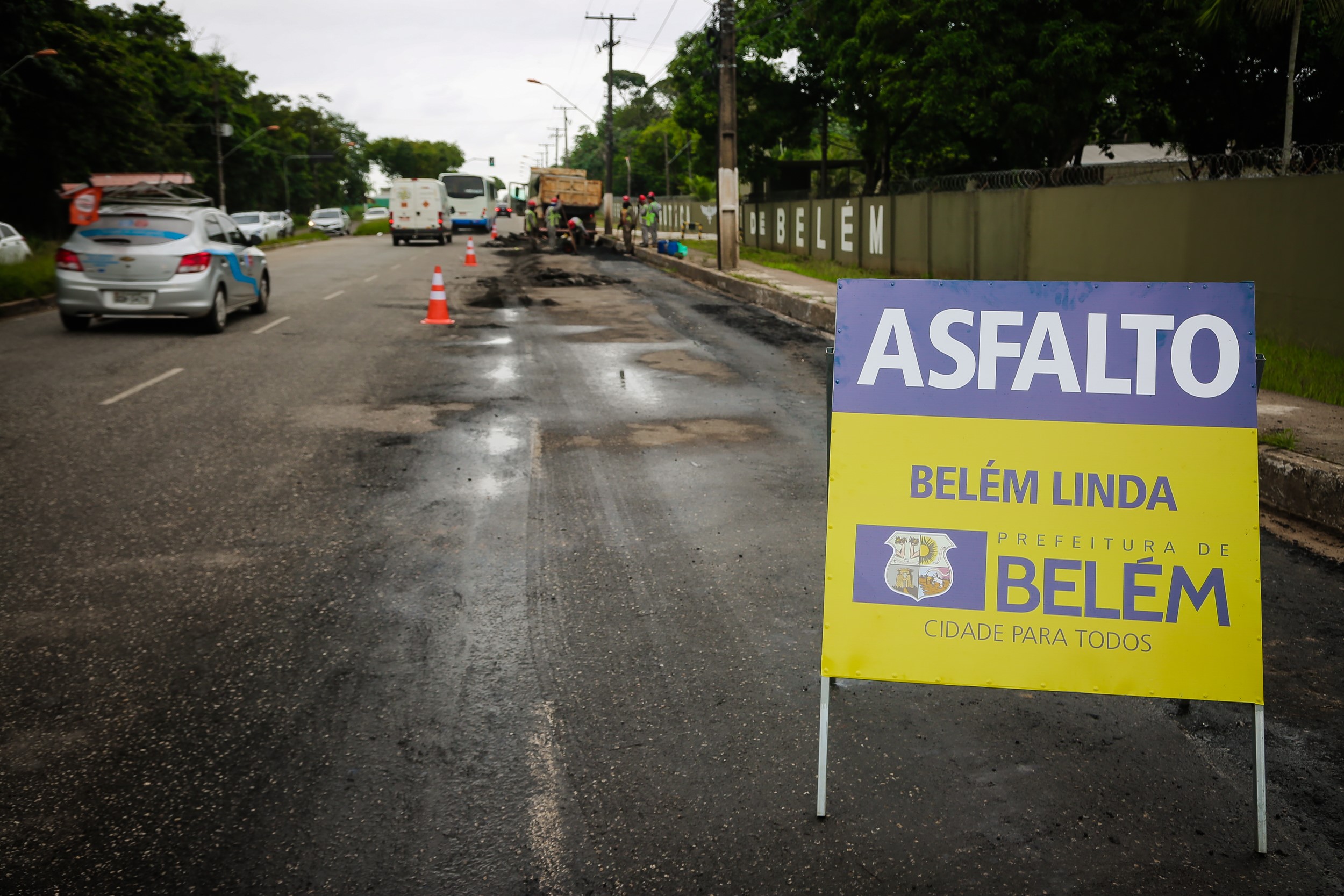Prefeitura inicia obra de recapeamento na avenida Pedro Álvares Cabral