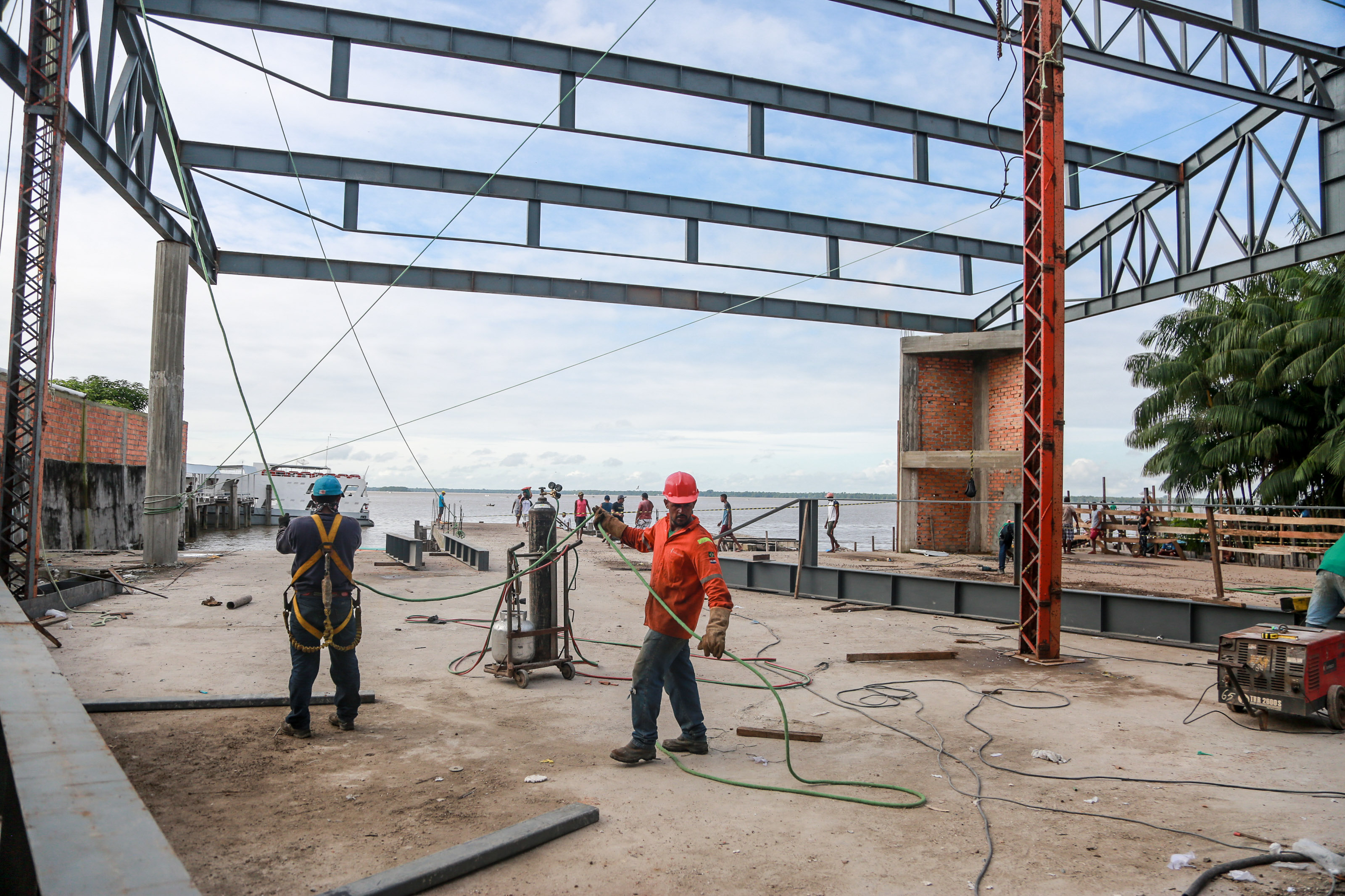 Obras do porto do Açaí entram na reta final