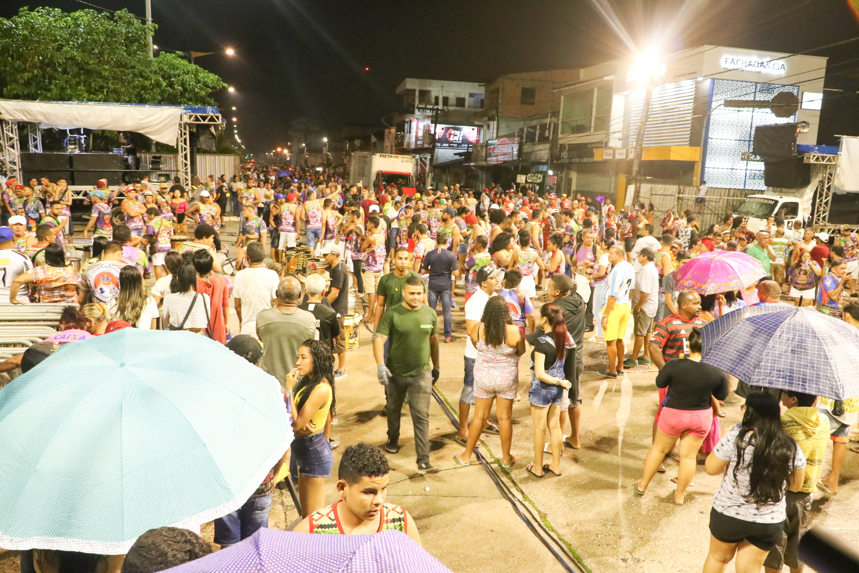 Ensaio técnico para o Desfile Oficial das Escolas de Samba de Belém começou nesta terça, 11