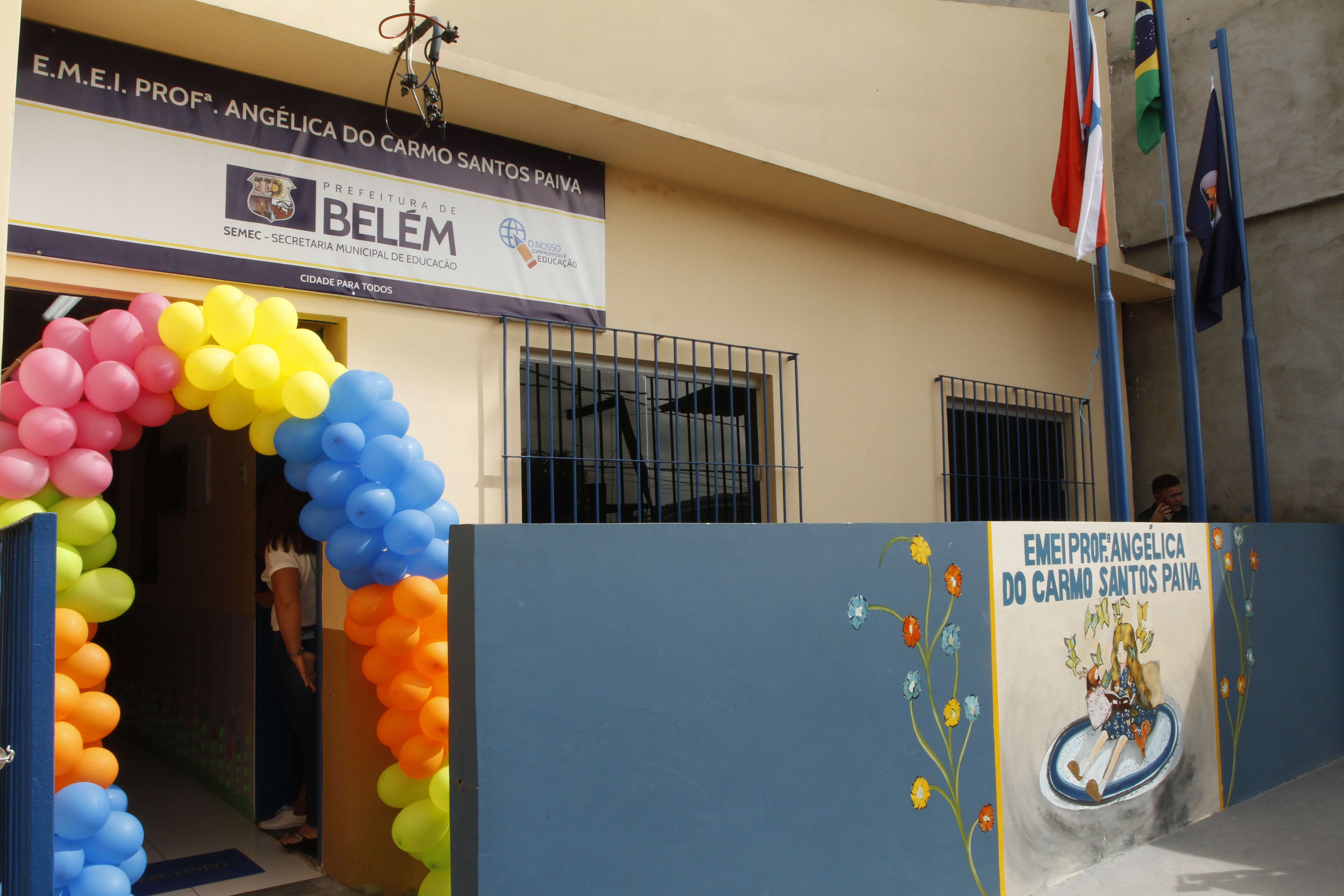 Prefeitura entrega obra de reforma da escola Professora Angélica do Carmo Santos Paiva