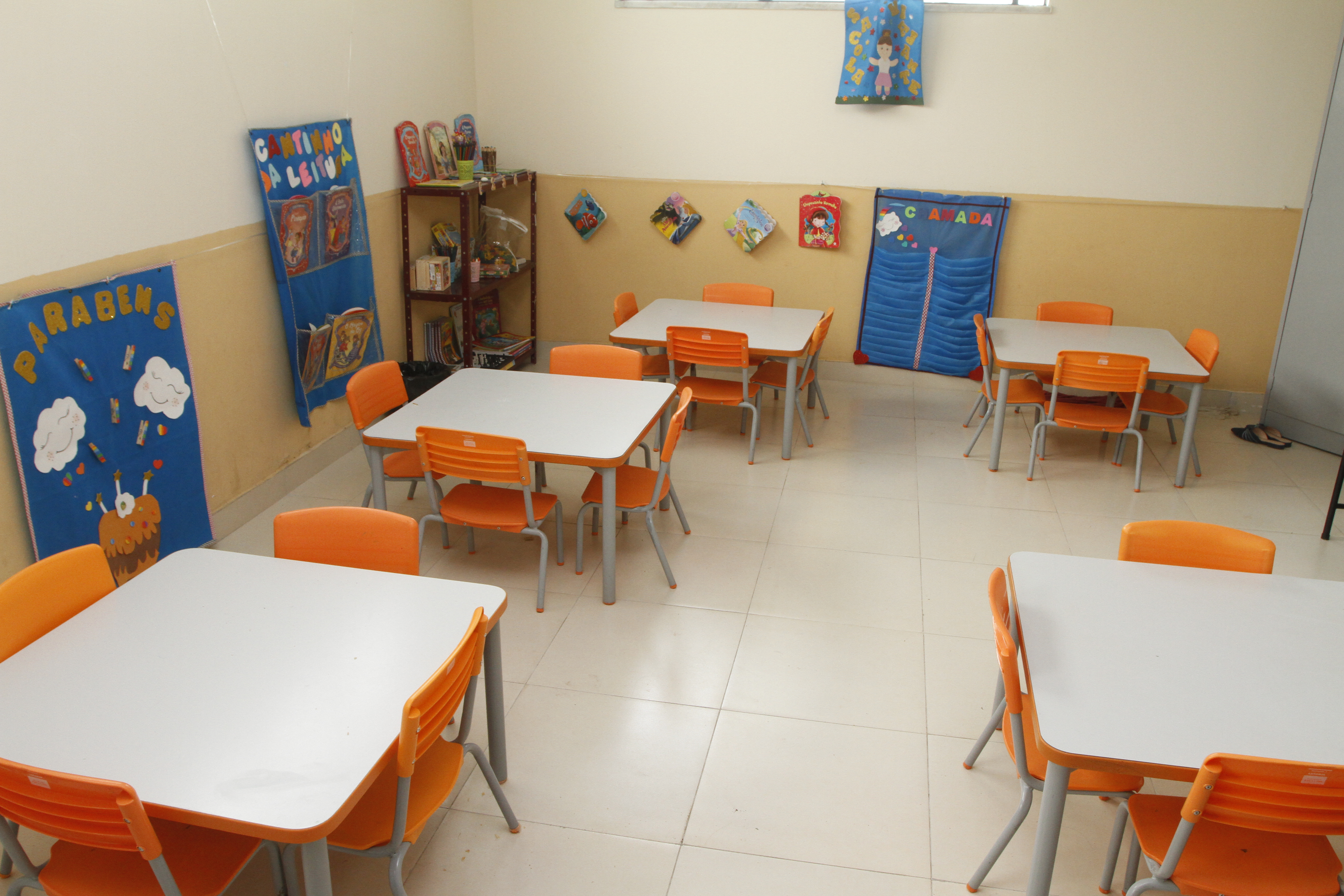 Prefeitura de Belém entrega escola reformada e climatizada no Tenoné