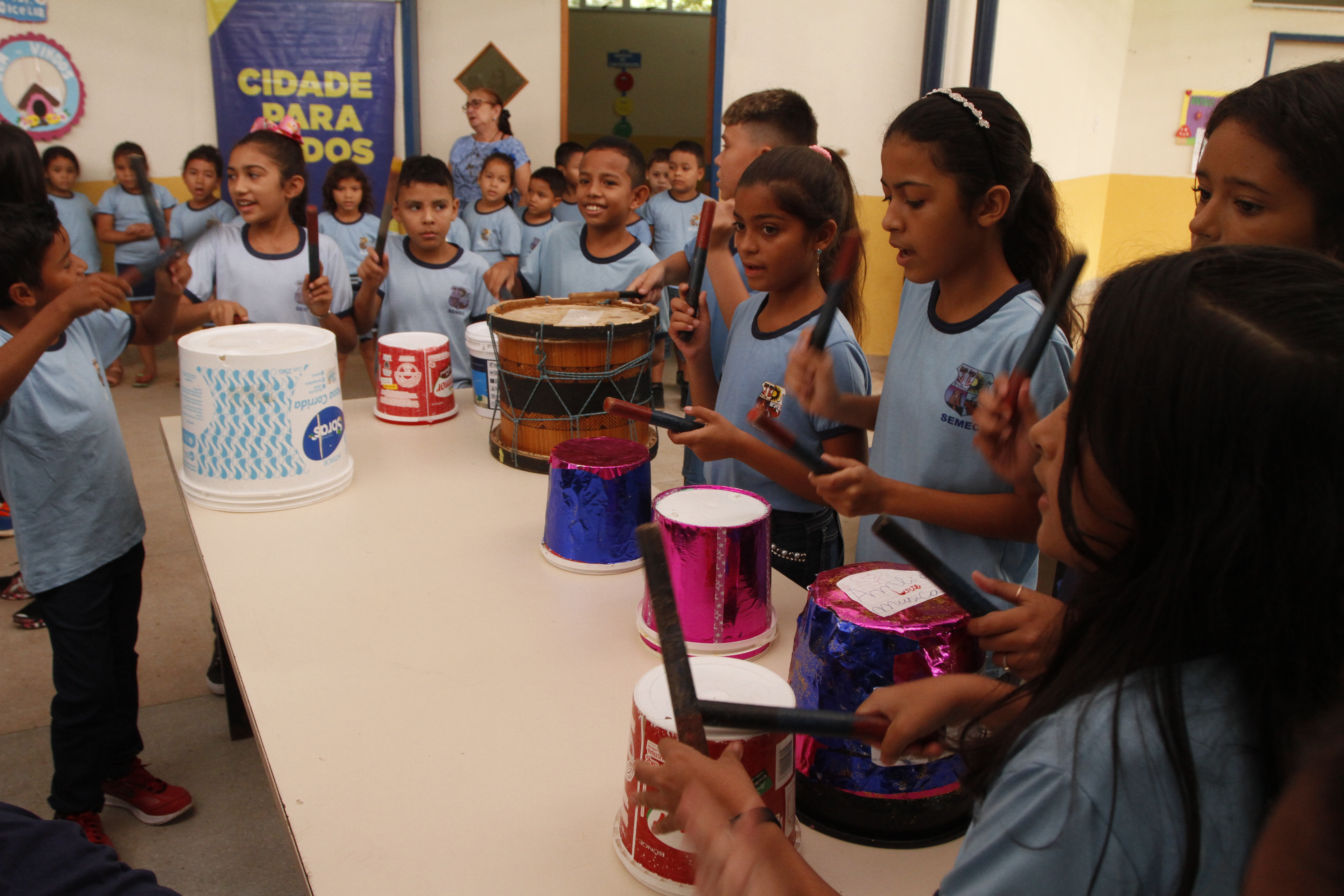 Prefeitura entrega escola Pedro Demo revitalizada e beneficia mais de 1.300 alunos em Outeiro