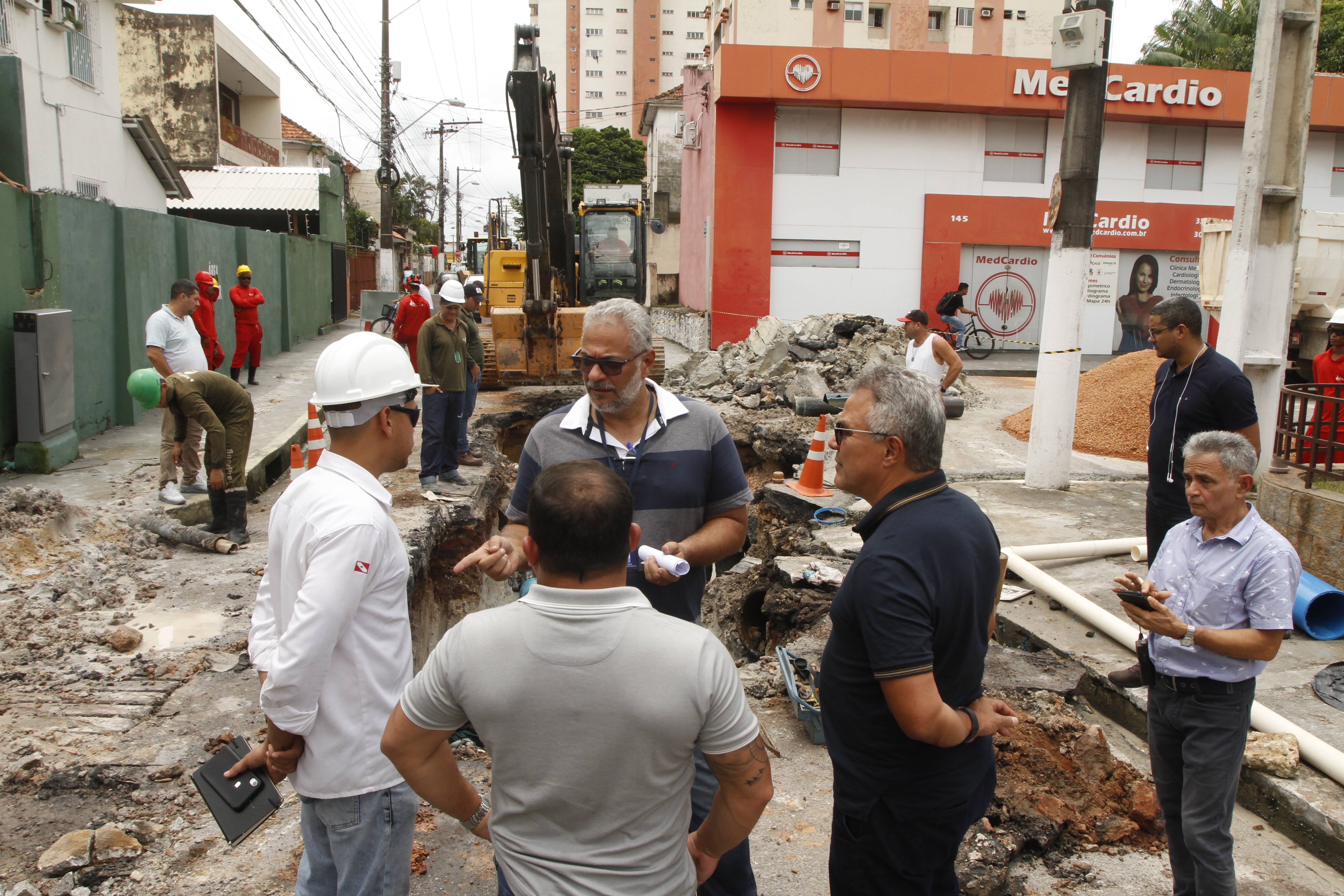 Prefeitura executa ações de combate aos alagamentos