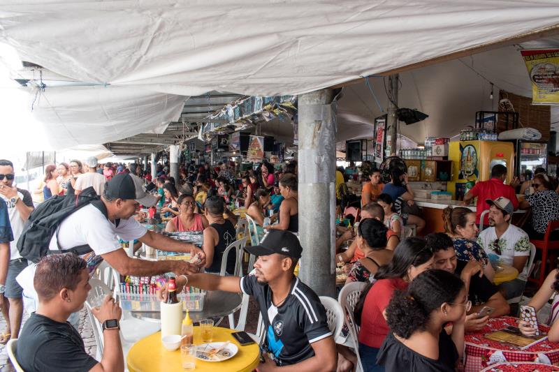 Feira da 25 sedia Circuito Gastronômico – Mercado Criativo