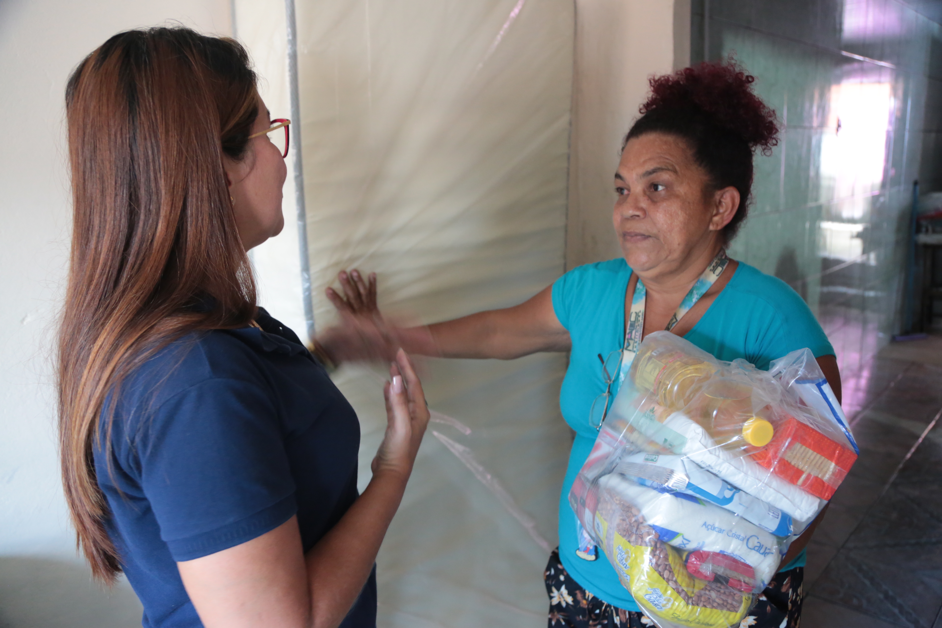 Famílias vítimas de chuvas em Belém recebem assistência
