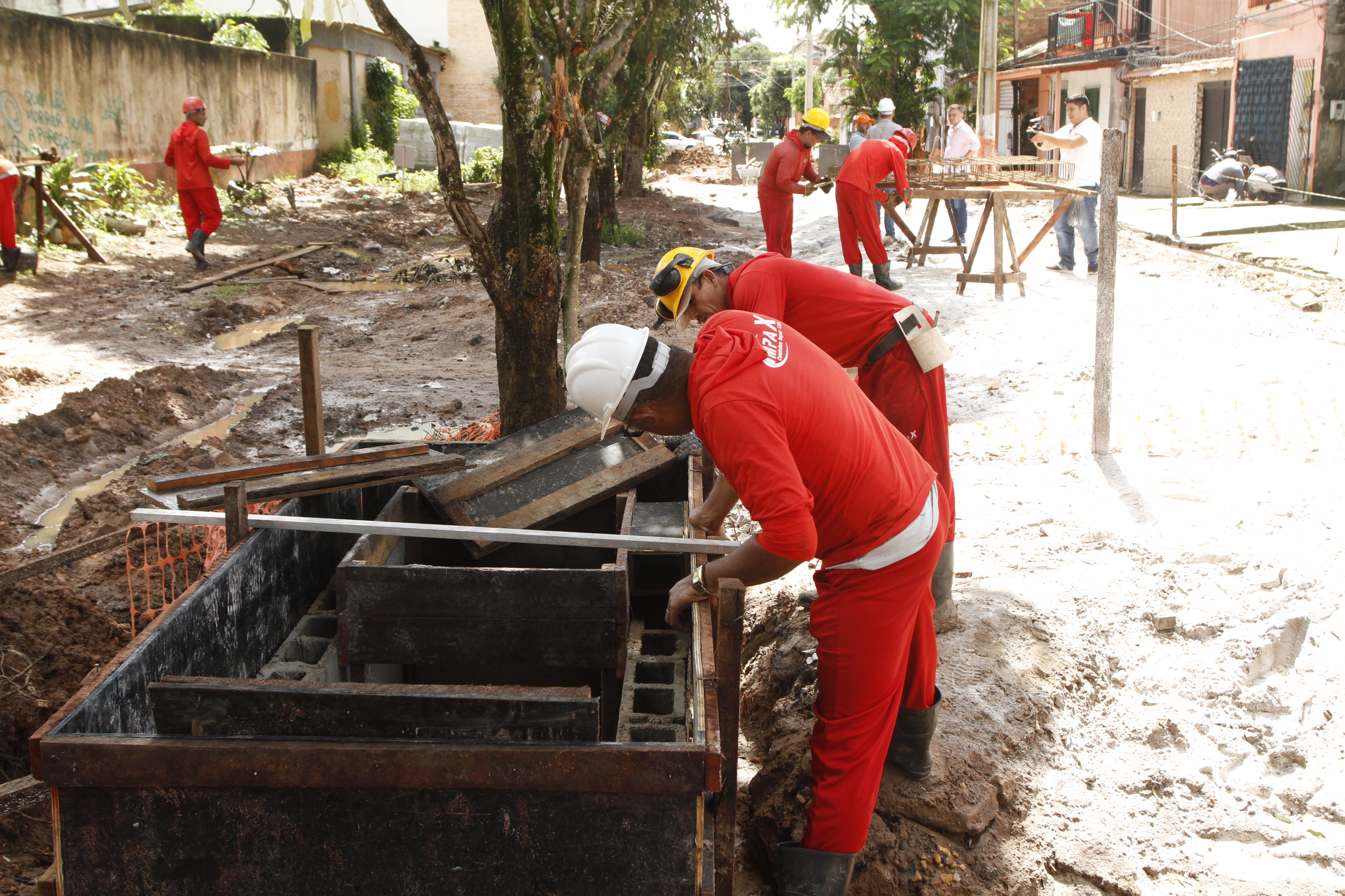 Prefeitura avança com obras de saneamento nos bairros do Curió-Utinga e Guamá