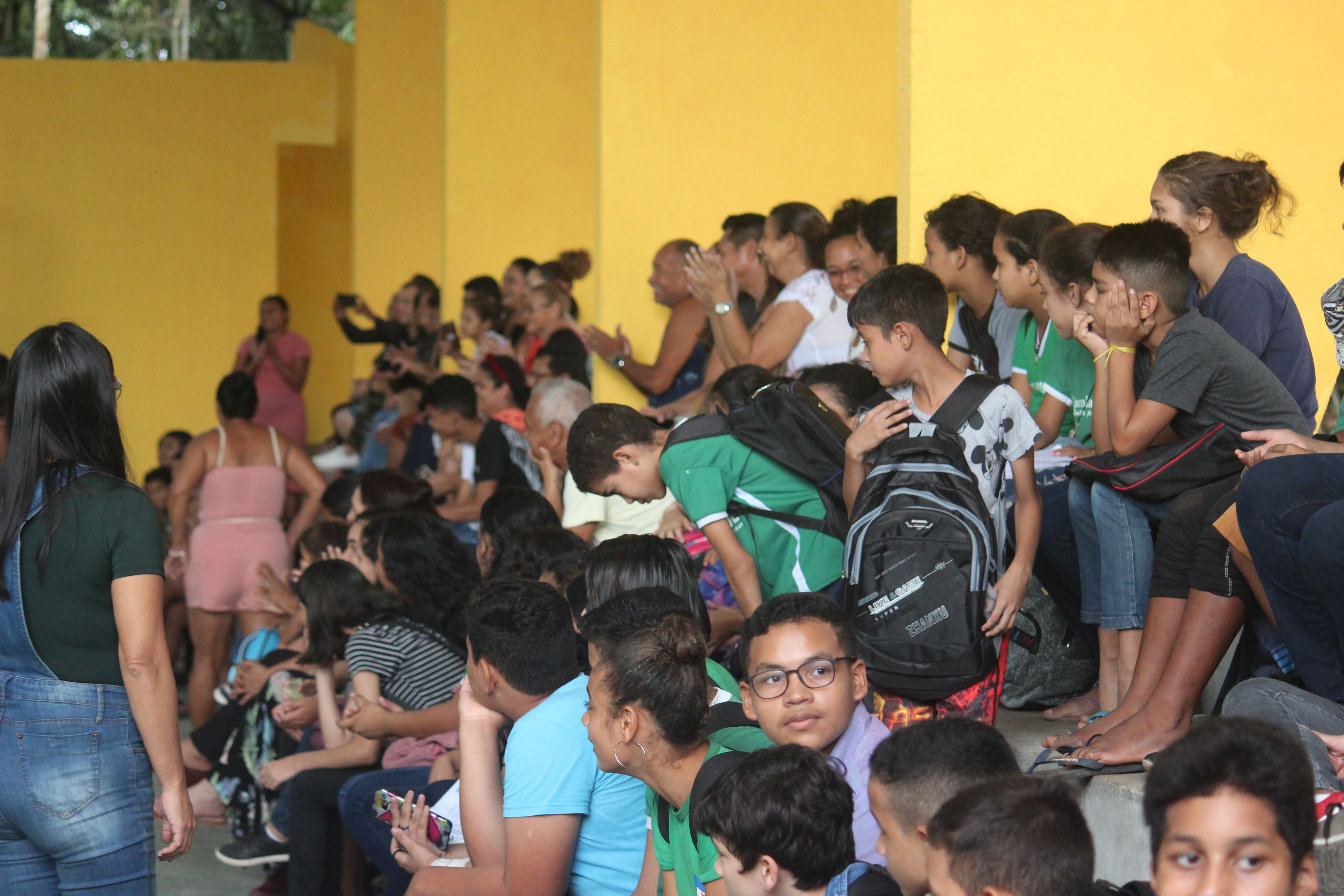 Alunos da Funbosque participam de exames de troca de faixa 