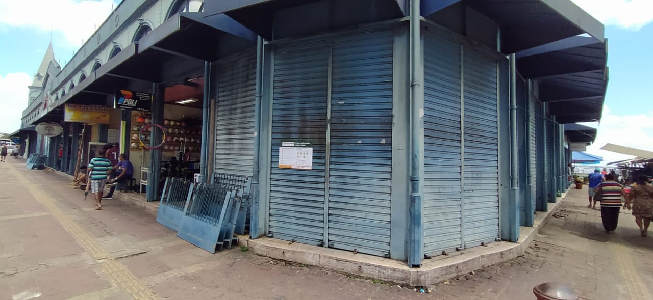 Prefeitura de Belém orienta feirantes sobre prevenção do Covid-19