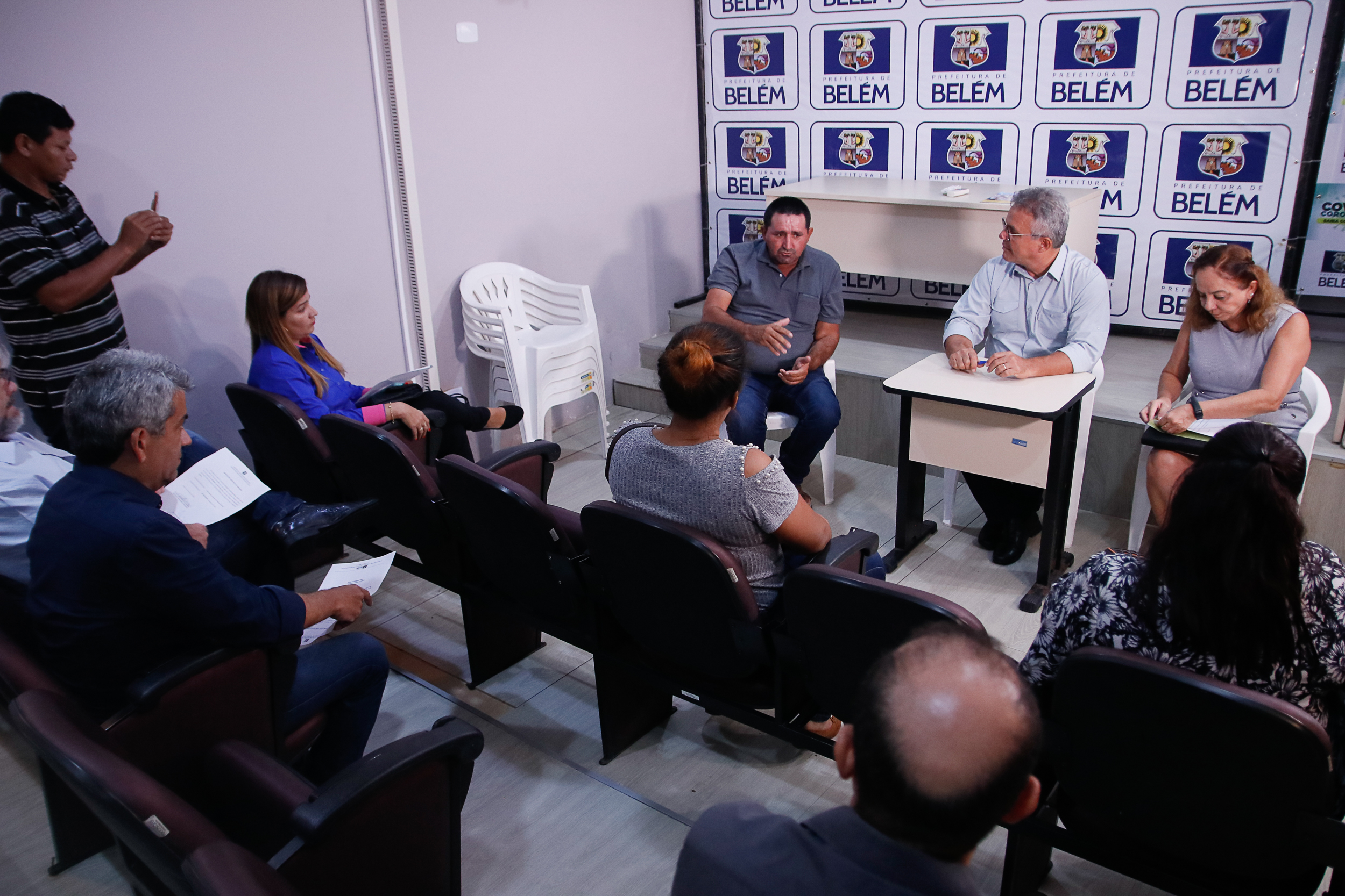 Prefeito assina Ordem de Serviço para a construção de mais uma escola municipal