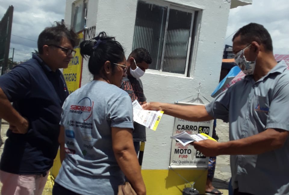 SeMOB orienta população nas paradas de ônibus de Belém