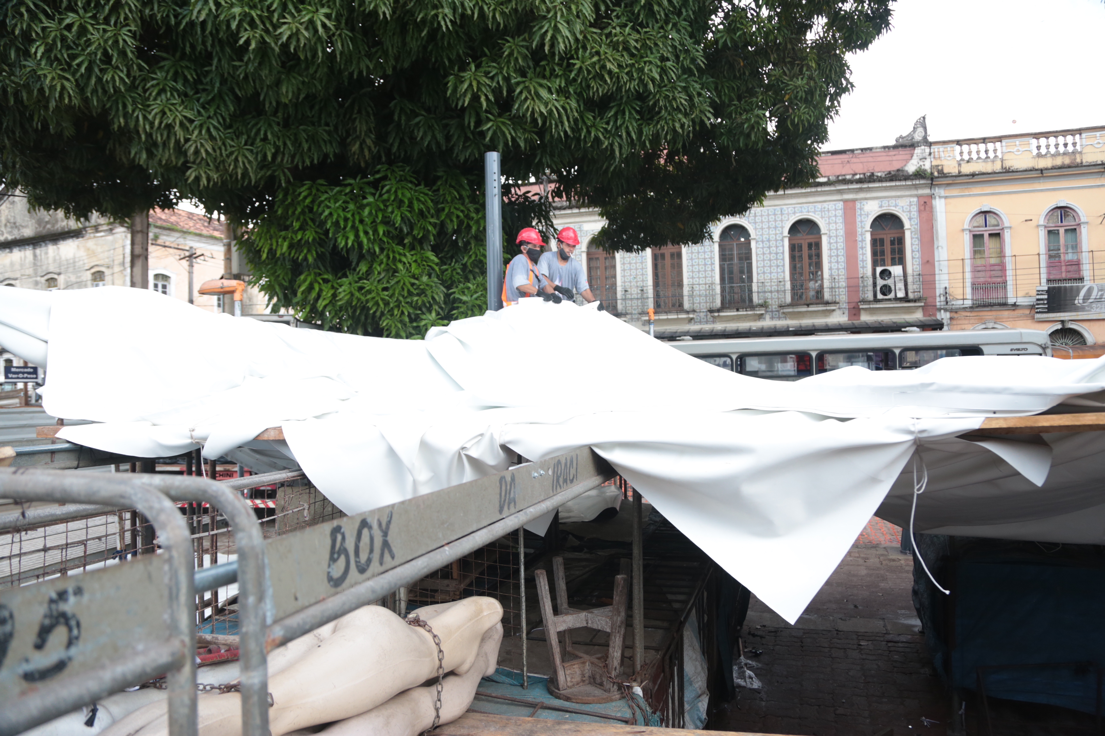 Mercado do Ver-o-peso começa a receber nova cobertura