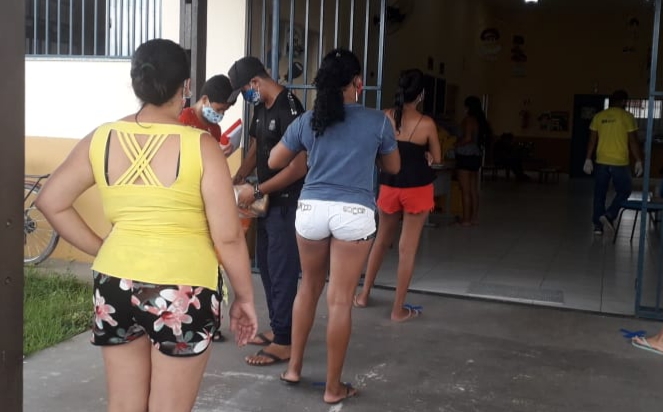 Escolas do Tenoné e Icoaraci são contempladas com a entrega dos kits de merenda escolar