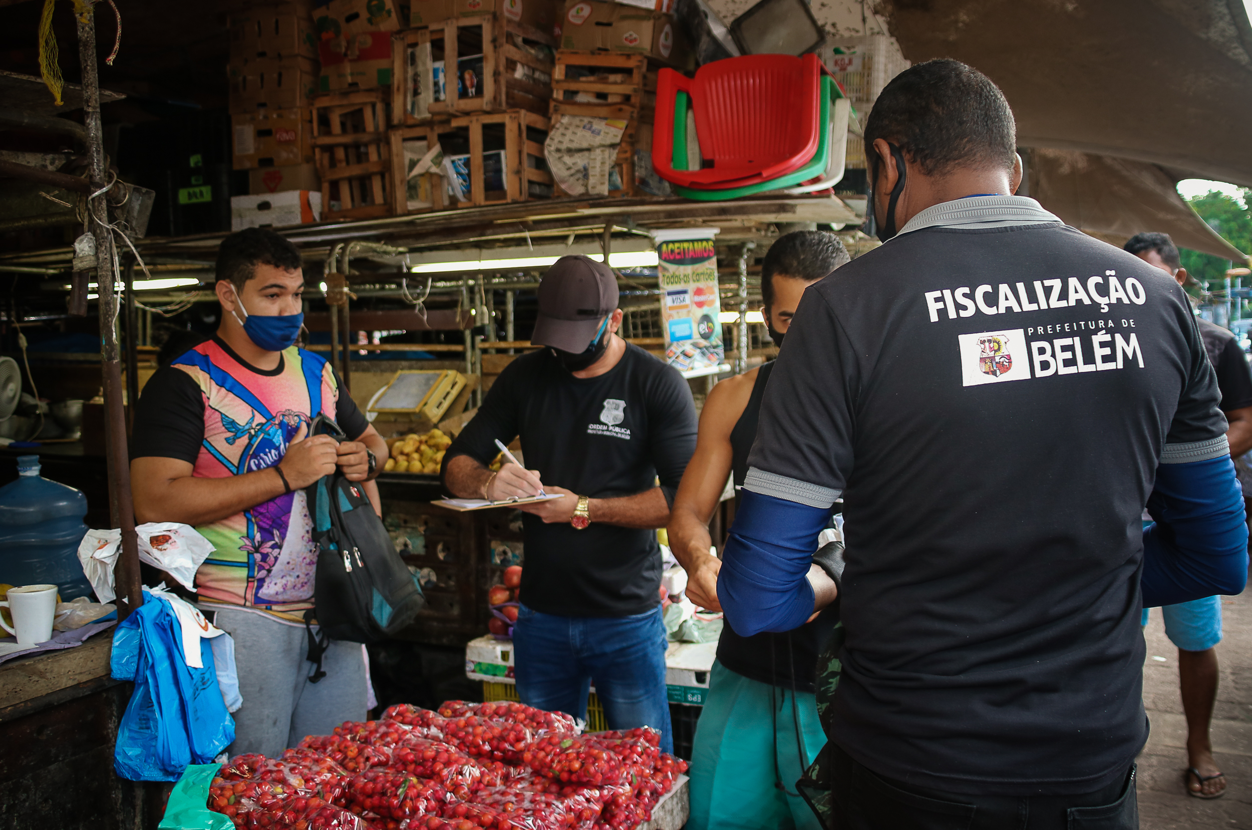 Prefeitura intensifica fiscalização em feiras de Belém, neste sábado, 16