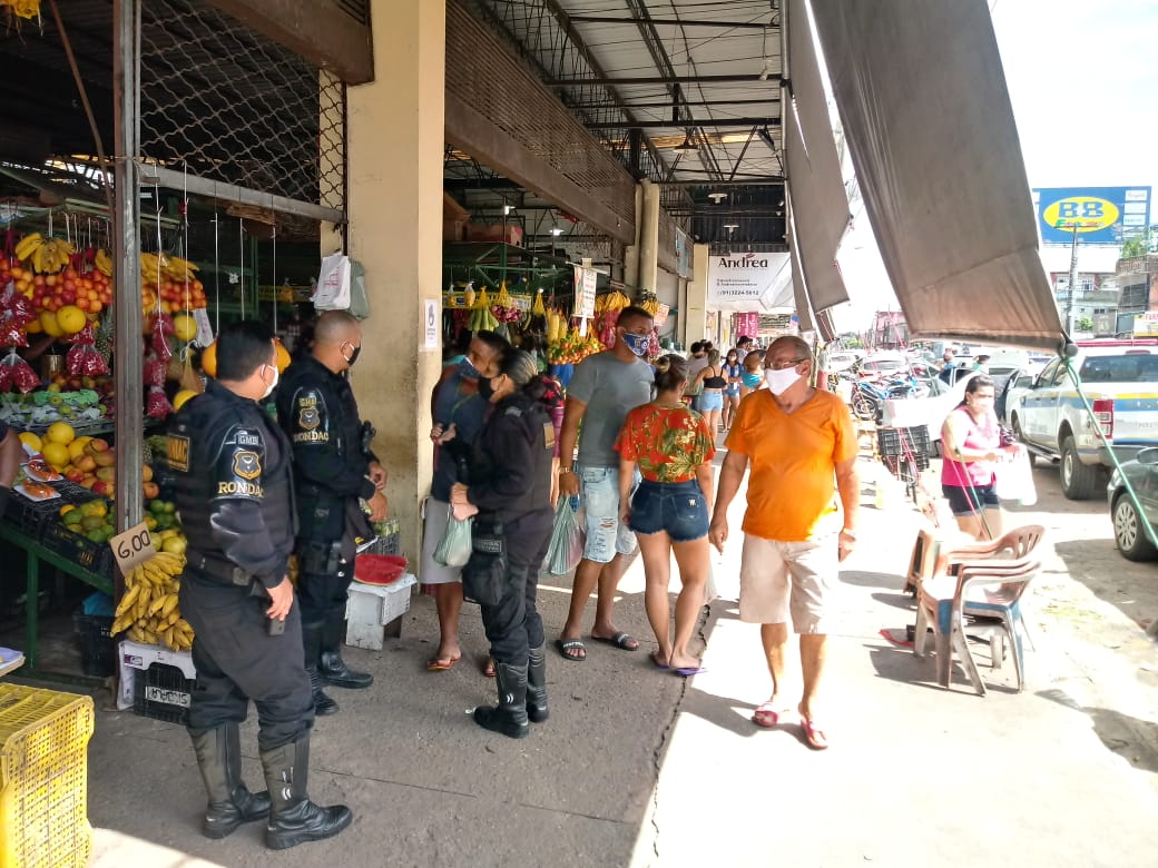 Guarda Municipal gera 45 multas durante fiscalização no domingo