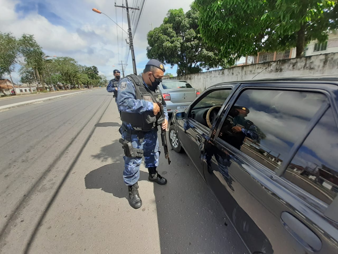 Guarda Municipal gera 45 multas durante fiscalização no domingo
