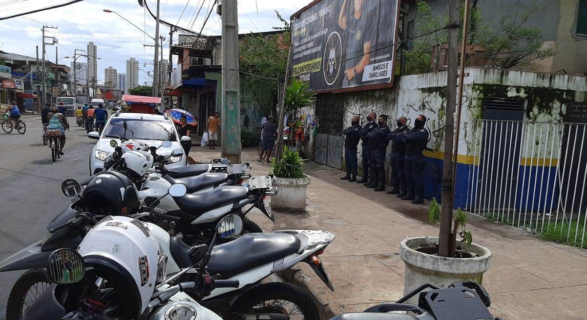 Ação integrada combate o descarte irregular de lixo em frente a Unidade Básica do Jurunas