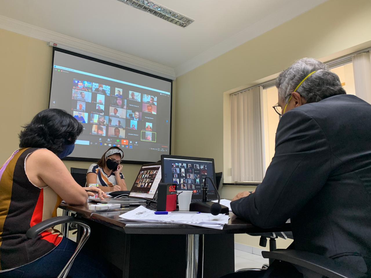 Zenaldo Coutinho presta contas das ações da Prefeitura em sessão virtual da CMB