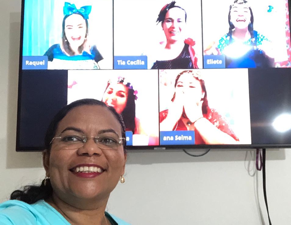Professora de Belém participa de live sobre contação de histórias como prática pedagógica