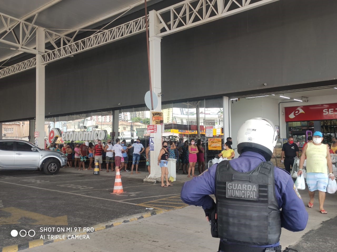 Ação da Guarda Municipal fecha mais de 20 estabelecimentos comerciais neste sábado, 30