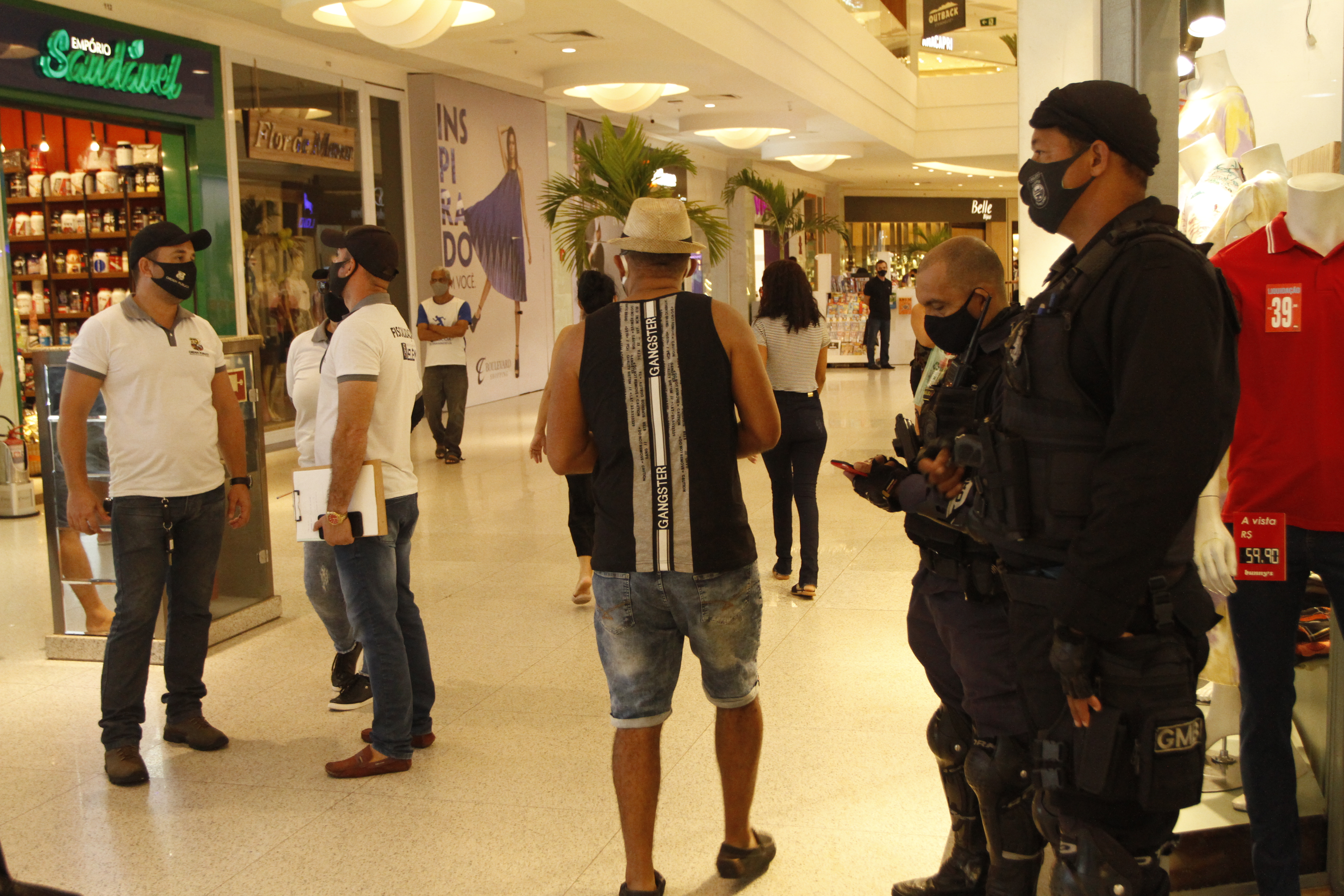 Prefeitura fiscaliza reabertura de shopping centers em Belém
