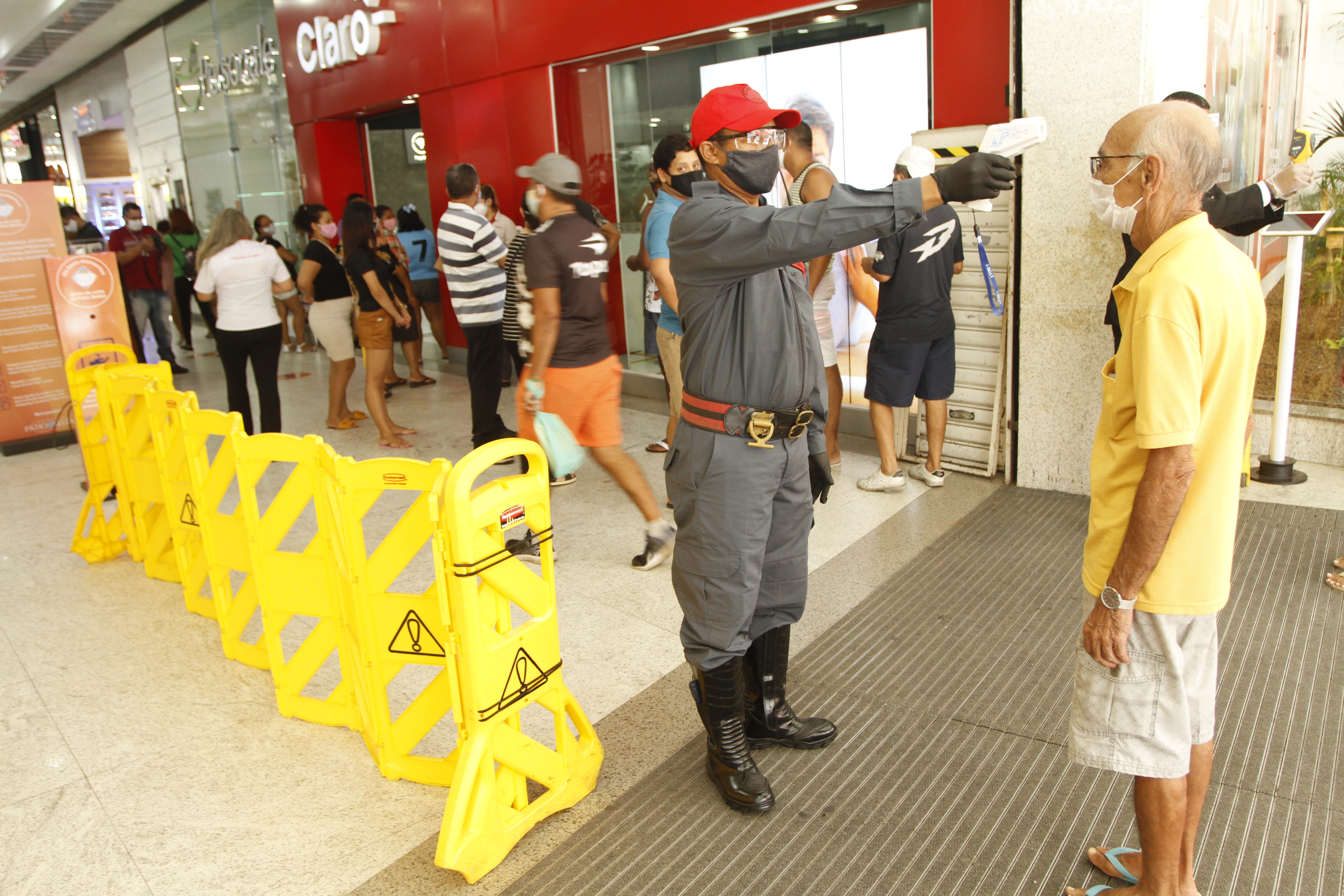 Prefeitura fiscaliza reabertura de shopping centers em Belém