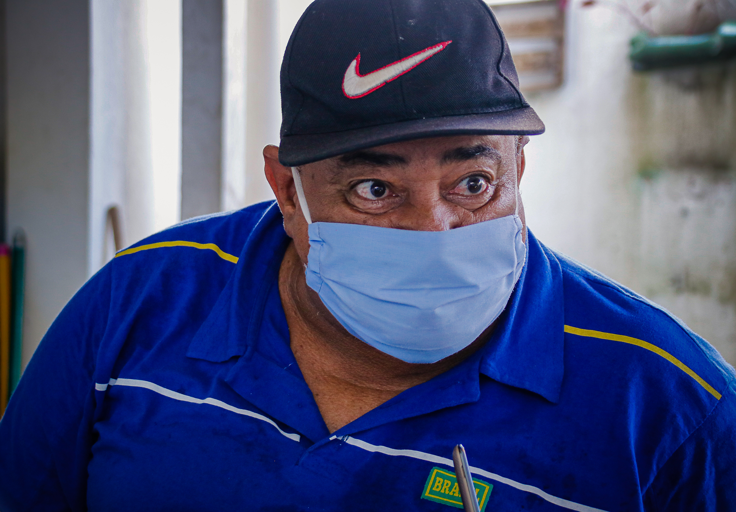 Centro Pop promove oficina de face shield para gerar renda aos usuários