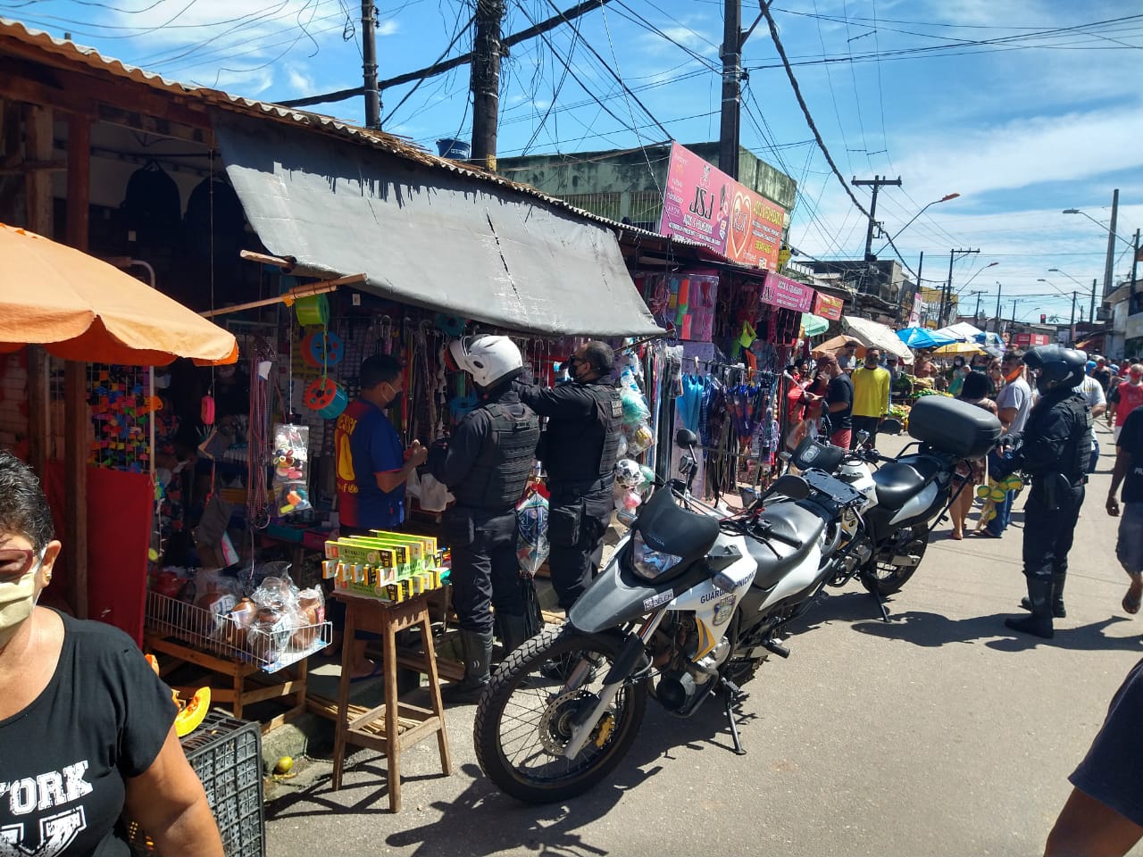 Guarda Municipal retira banhistas das praias de Belém no fim de semana