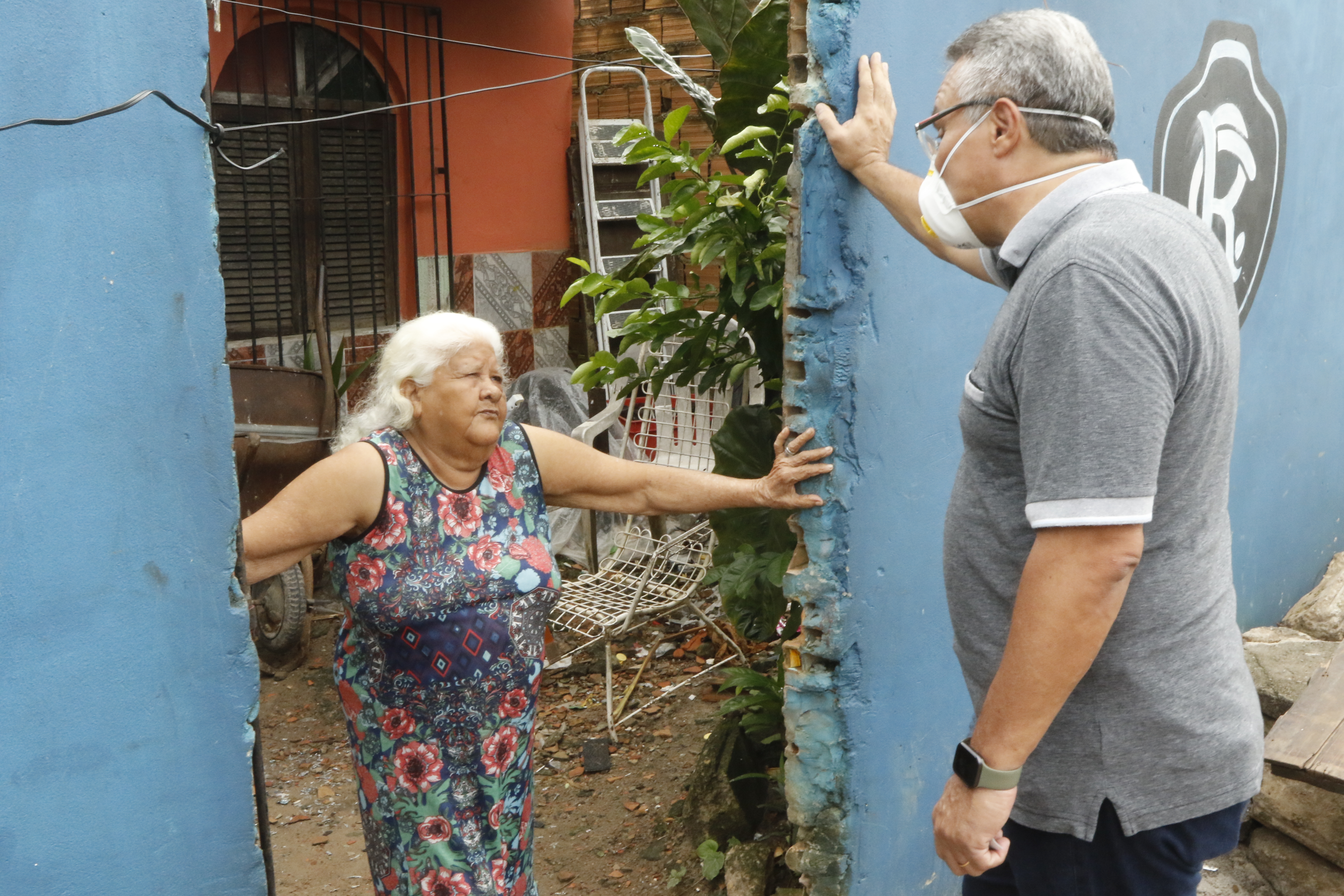 Pavimentação avança na São Sebastião e prefeito anuncia obra na passagem Quarubas