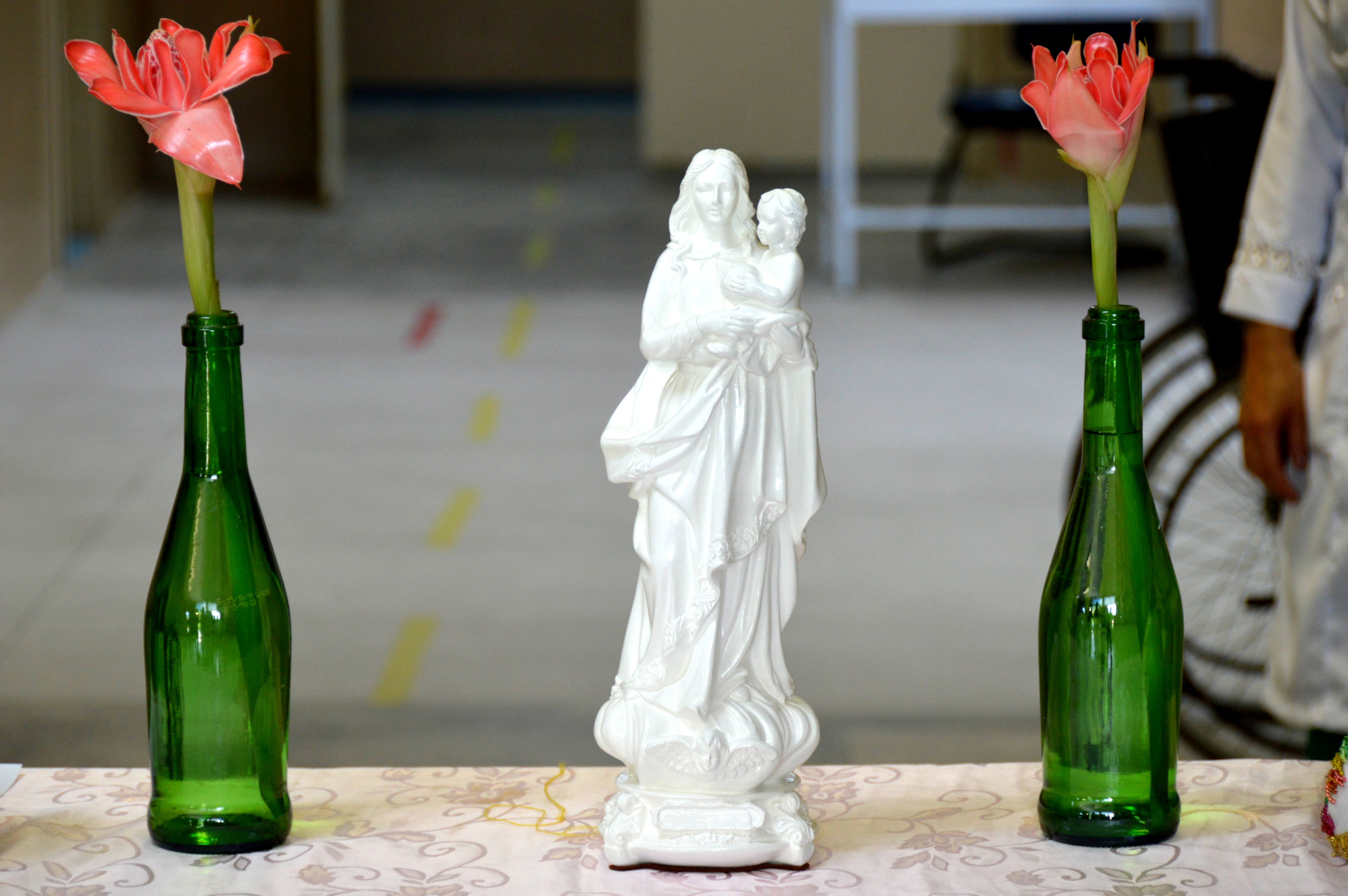 Hospital Geral de Mosqueiro recebe a réplica da imagem de Nossa Senhora de Nazaré