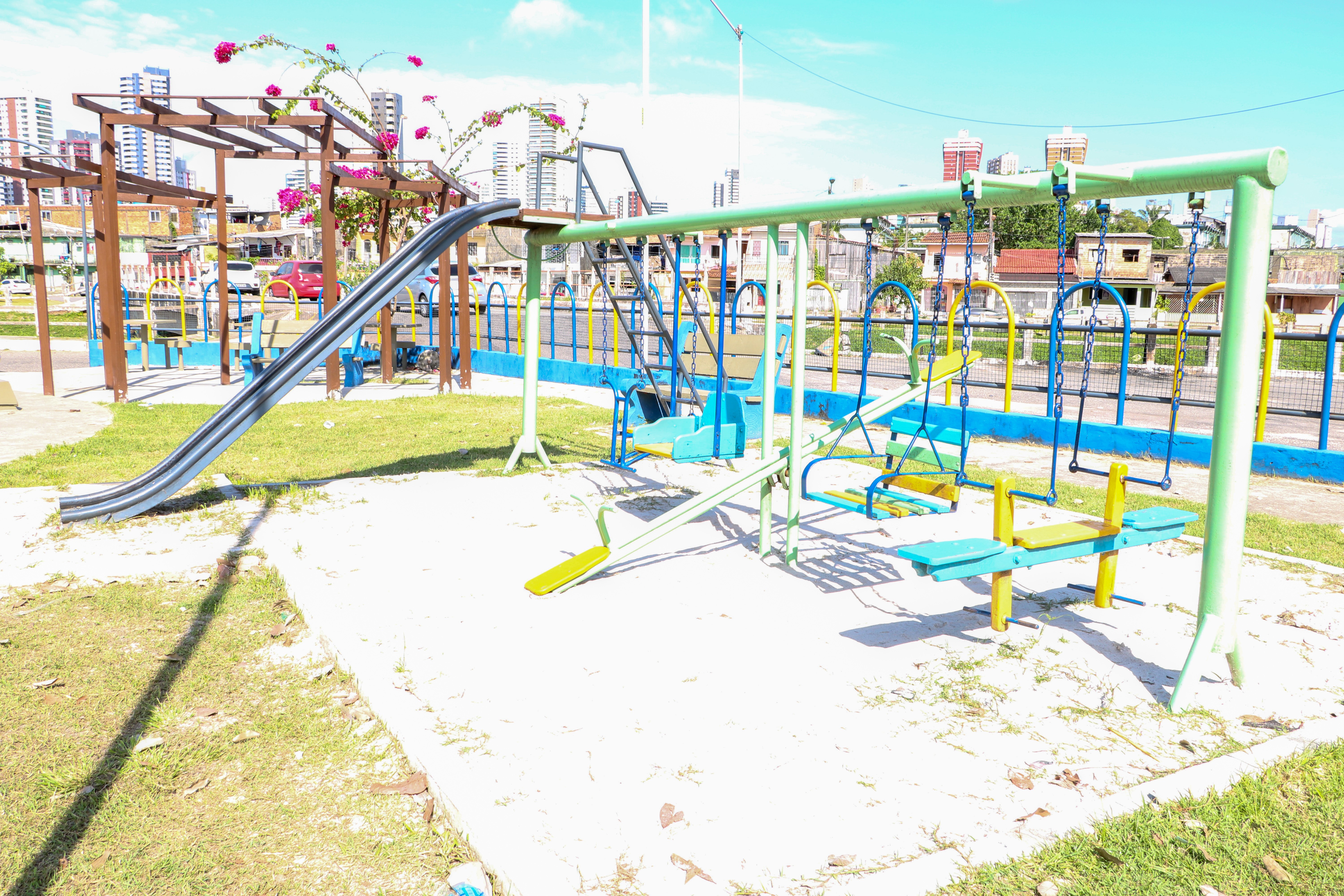 Praça da Criança é entregue totalmente reformada