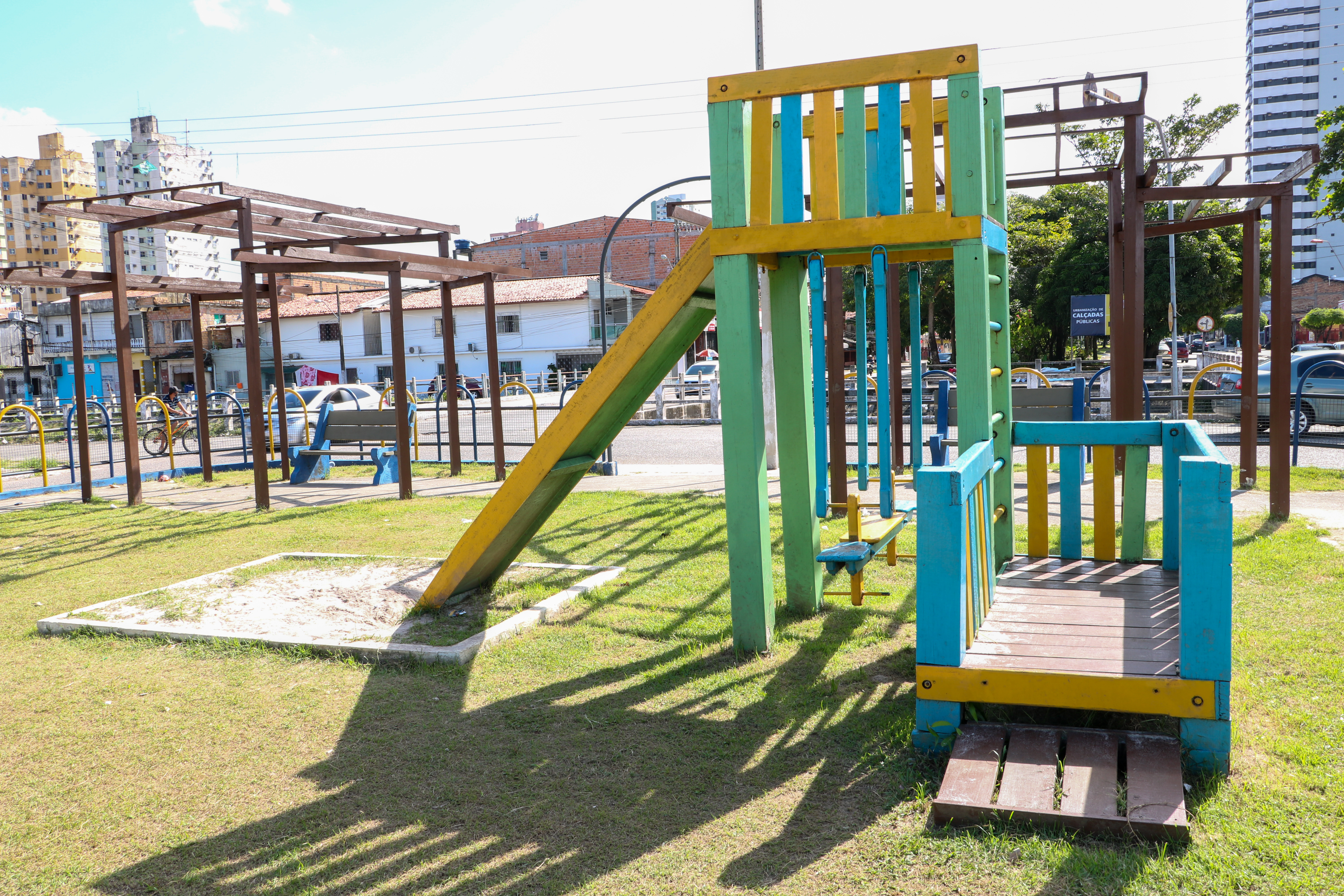 Praça da Criança é entregue totalmente reformada