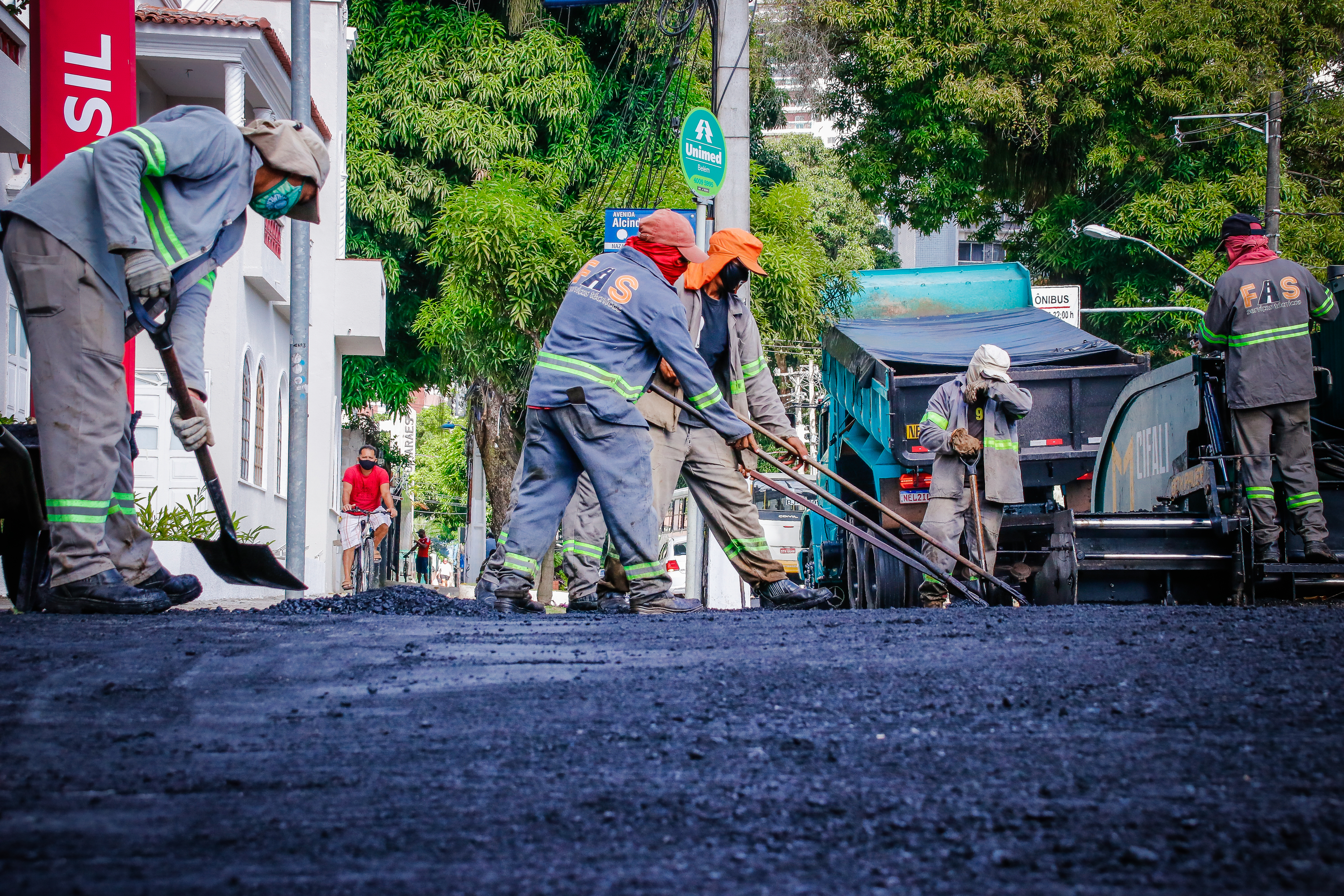Sesan inicia recuperação asfáltica dos primeiros trechos da avenida Governador José Malcher