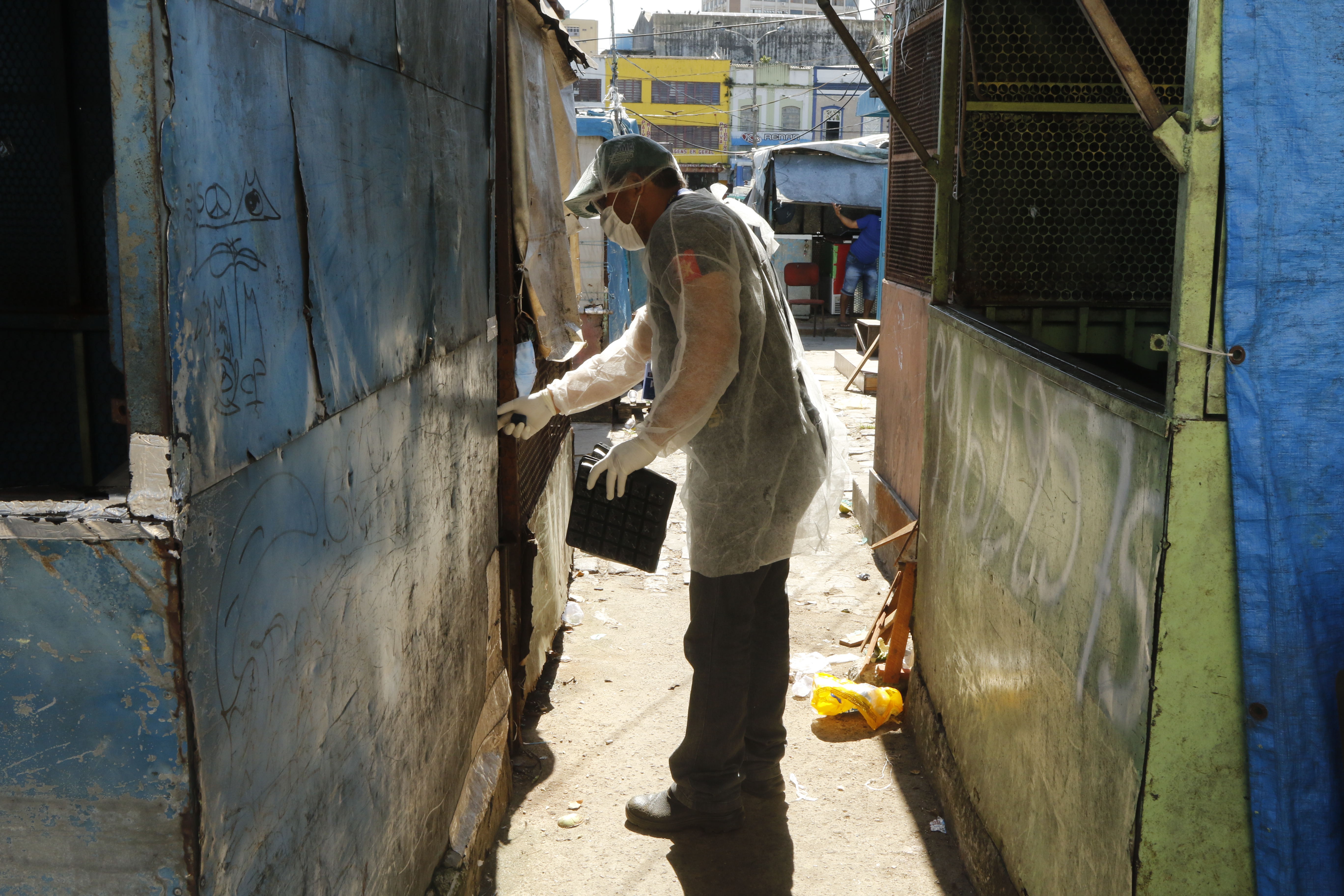 Centro de Controle de Zoonoses realiza desratização no Complexo Ver-o-Peso