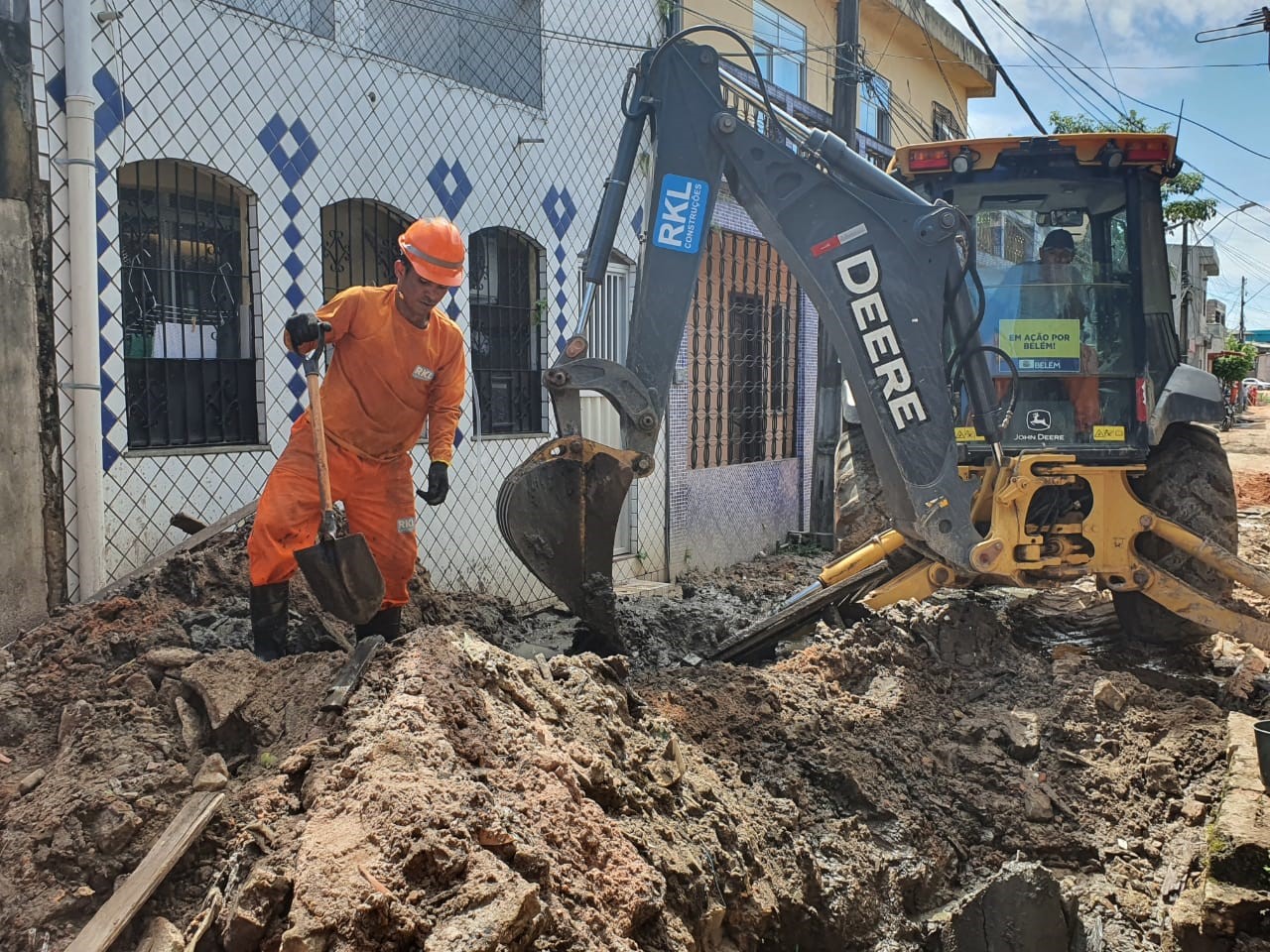 Sesan inicia obras de drenagem na passagem Gracinha, em Canudos