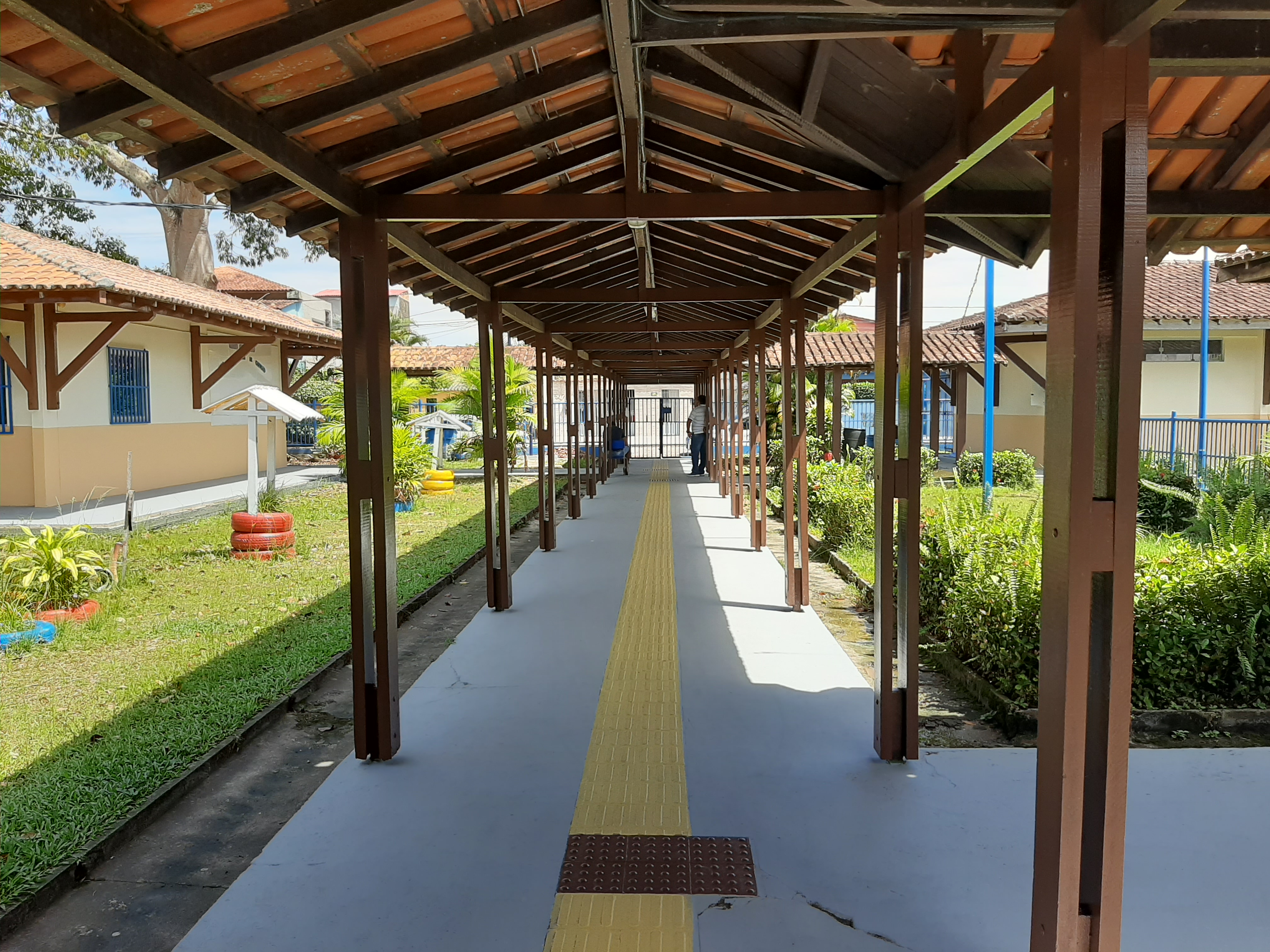 Mais de 600 alunos serão beneficiados com escola totalmente reformada na Marambaia