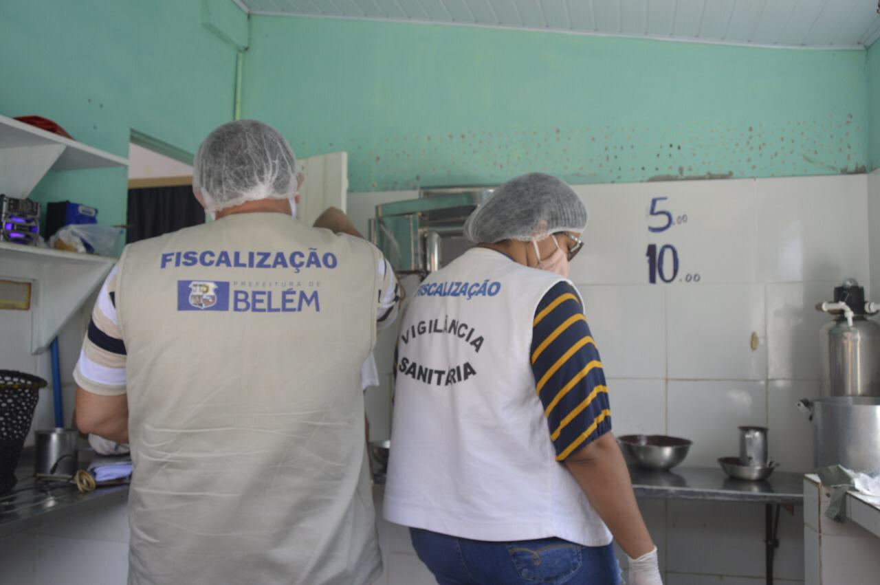 Sete pontos de venda de açaí são intimados pela Vigilância Sanitária no Jurunas