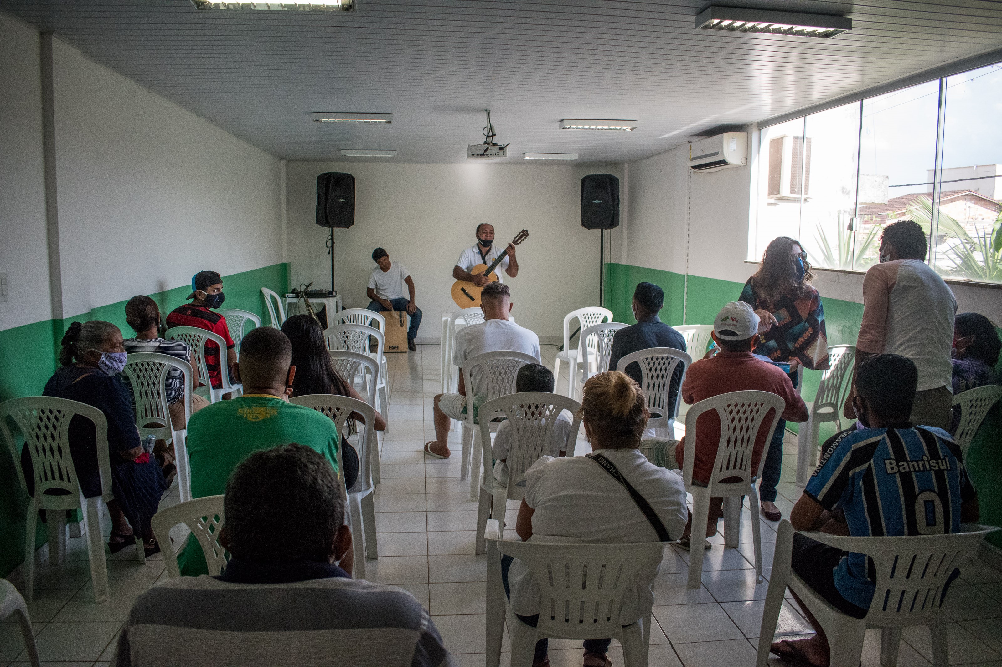 Doação de cestas básicas e kit de higiene pessoal beneficia socioeducandos atendidos pela Funpapa 