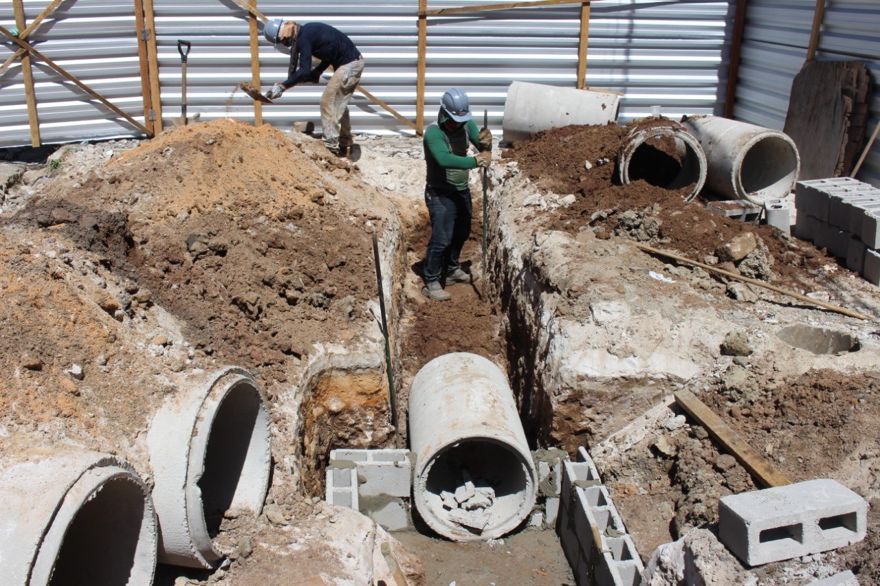 Obras no Comércio avançam sob cuidadoso trabalho arqueológico e curadoria de material histórico
