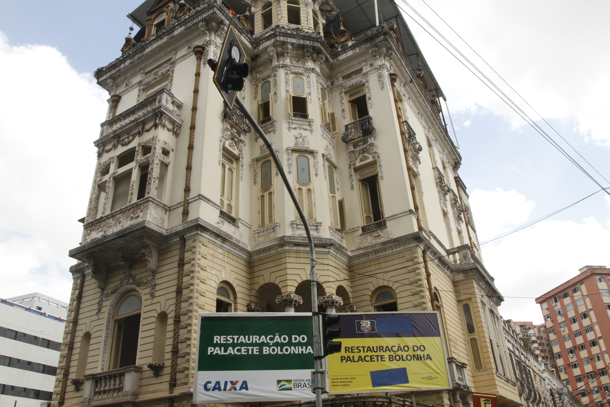 Obras de restauro do Palacete Bolonha avançam