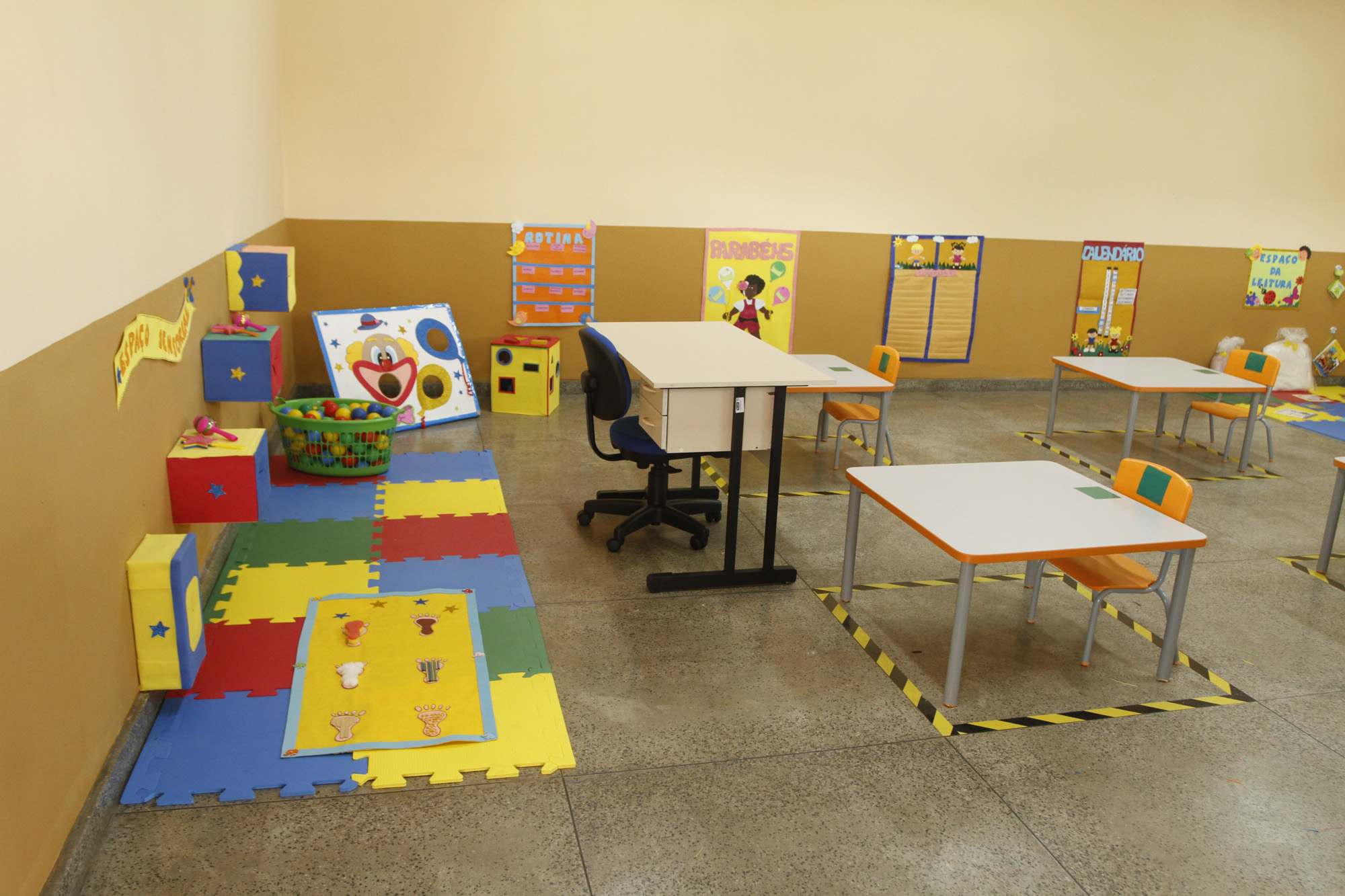 Escola municipal da Marambaia é entregue reformada e ampliada