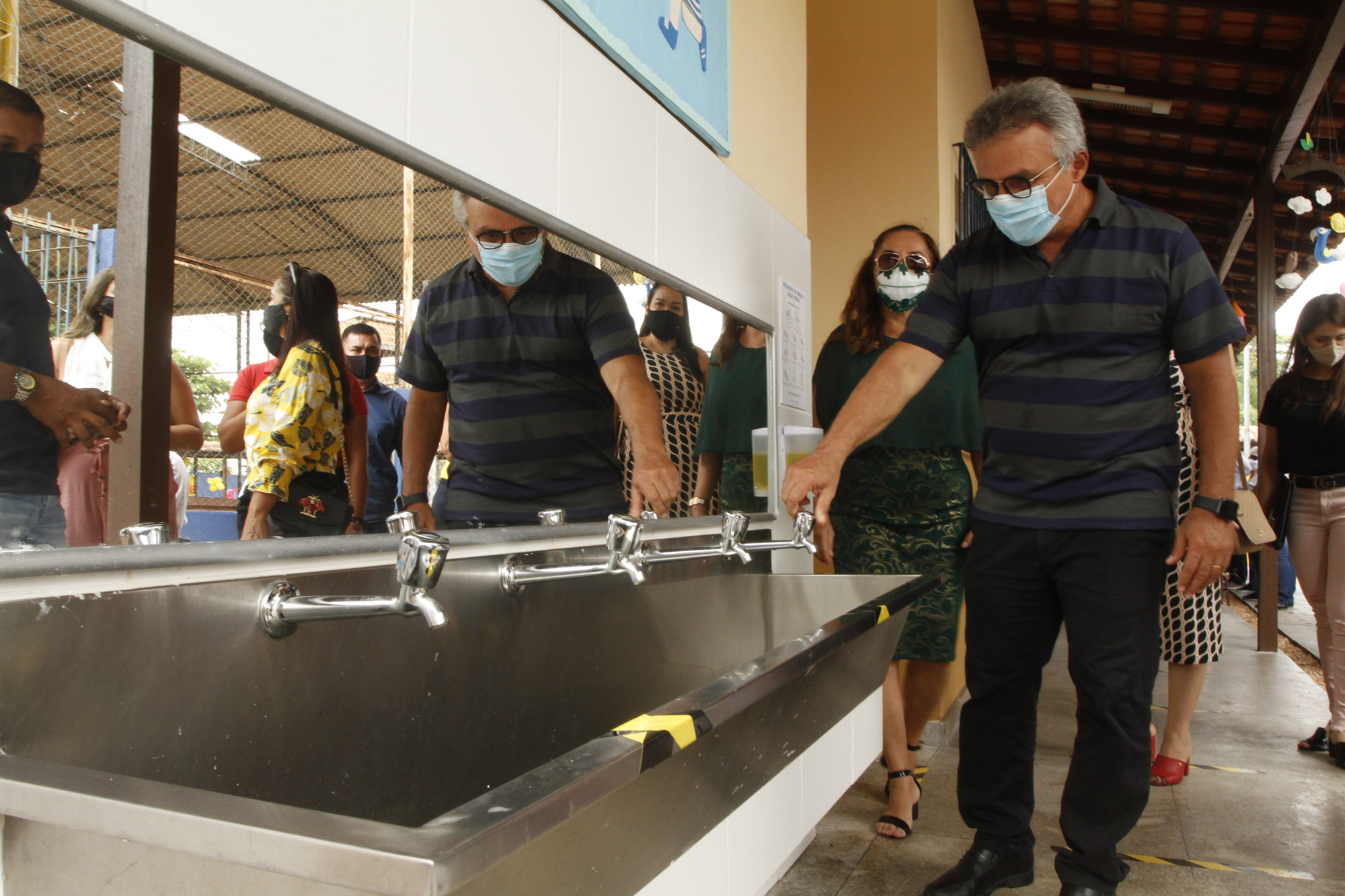 Escola municipal da Marambaia é entregue reformada e ampliada