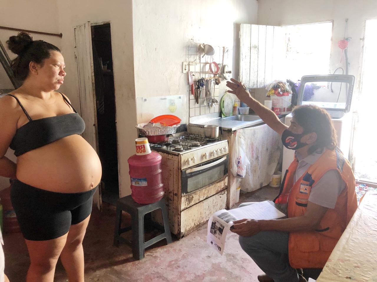 Defesa Civil Municipal atende famílias atingidas por vendaval