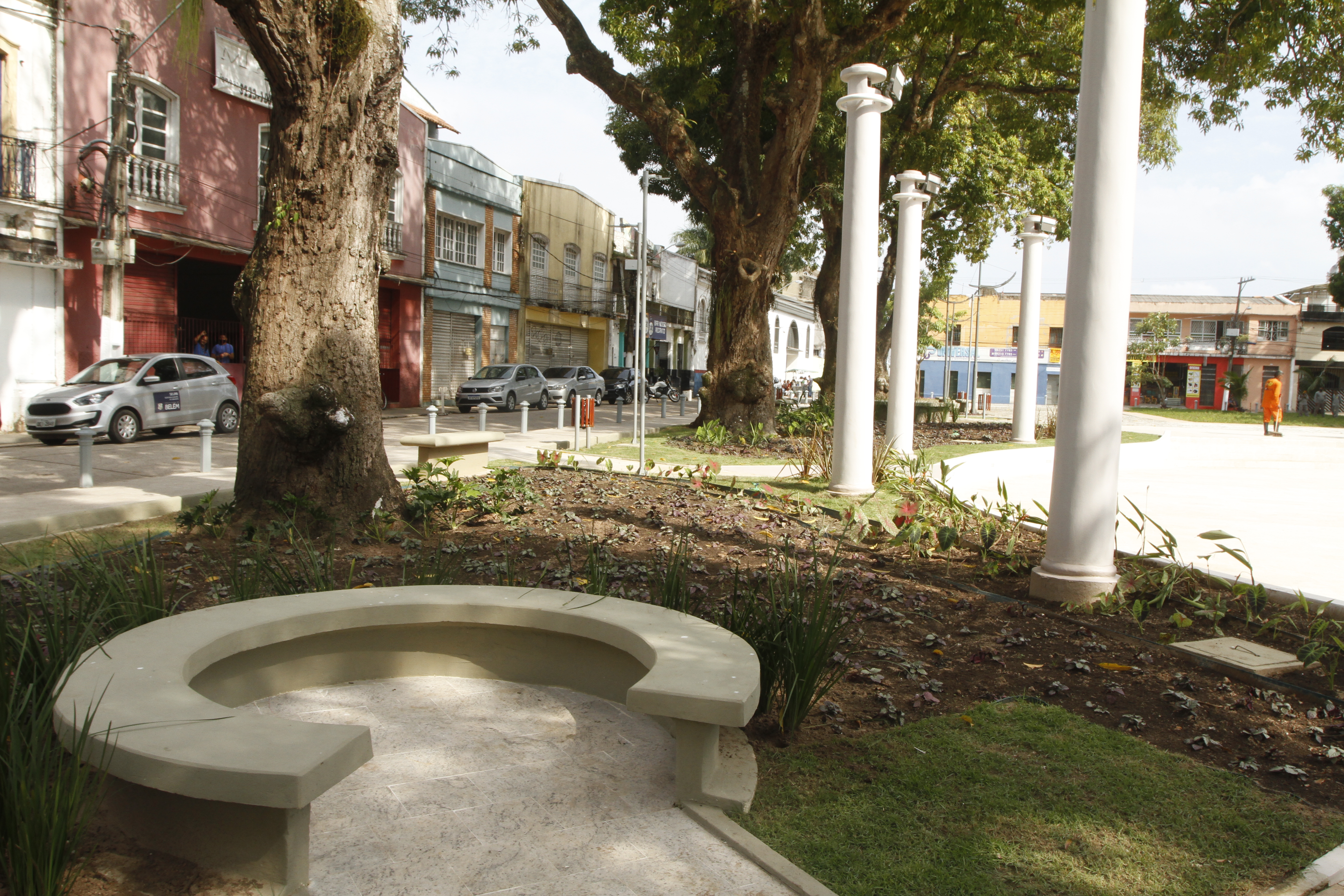 Praça do Carmo, patrimônio histórico de Belém, é entregue totalmente restaurada
