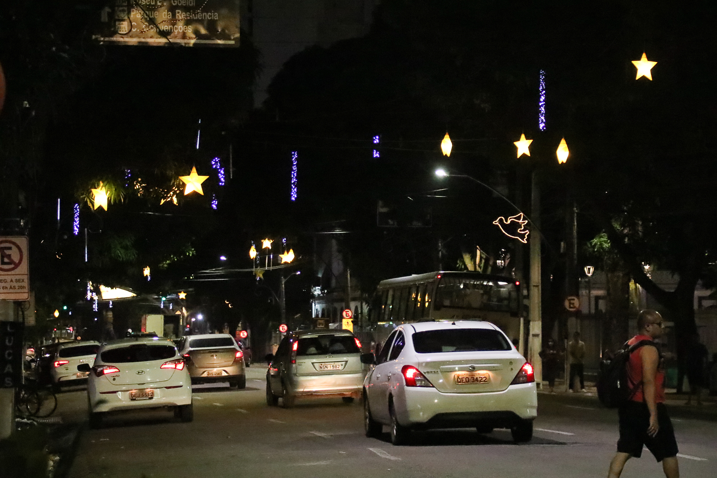 Belém ganha decoração especial no período Natalino