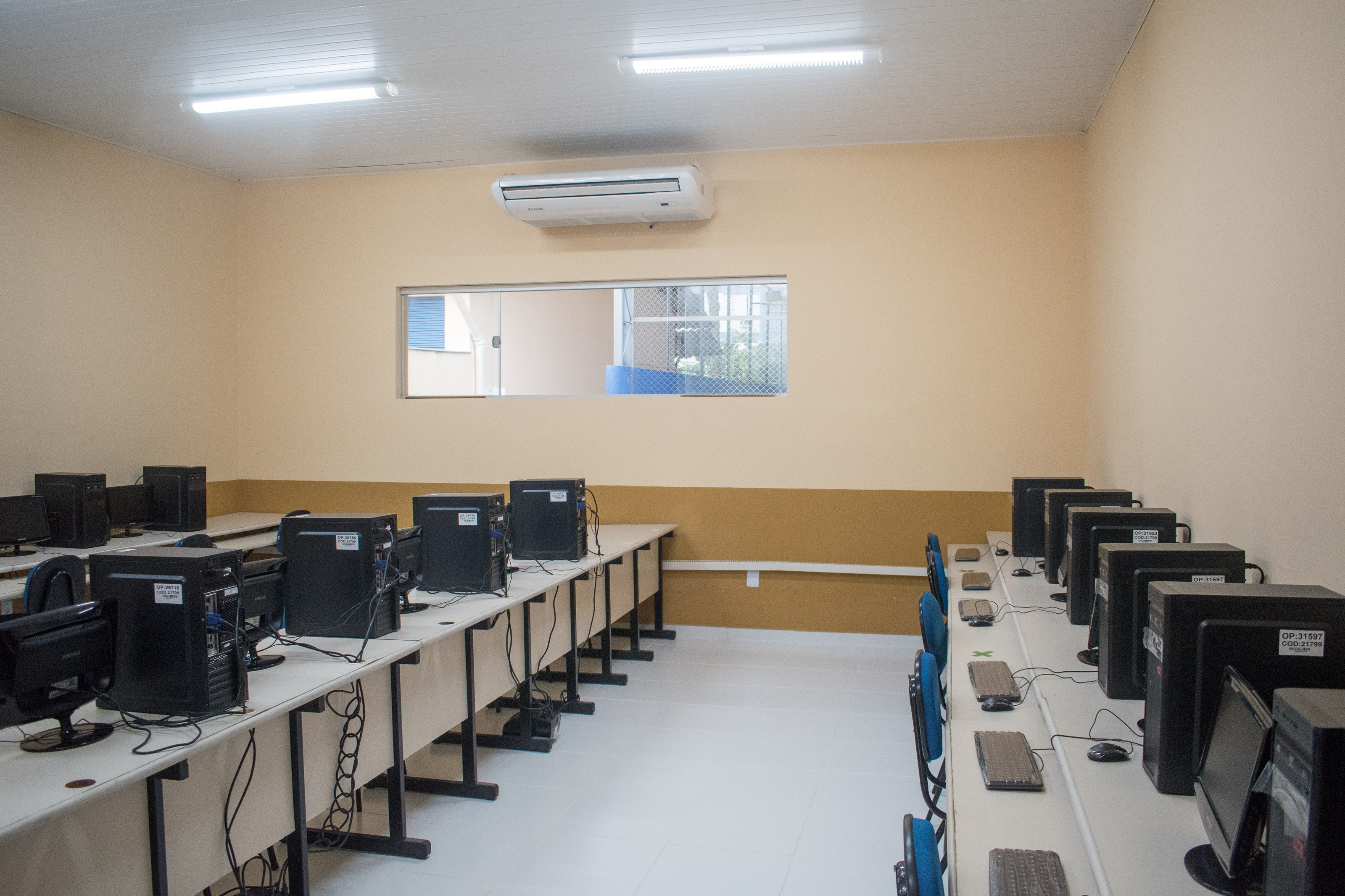 Escolas revitalizadas na Pedreira e no Marco beneficiam 1.400 alunos