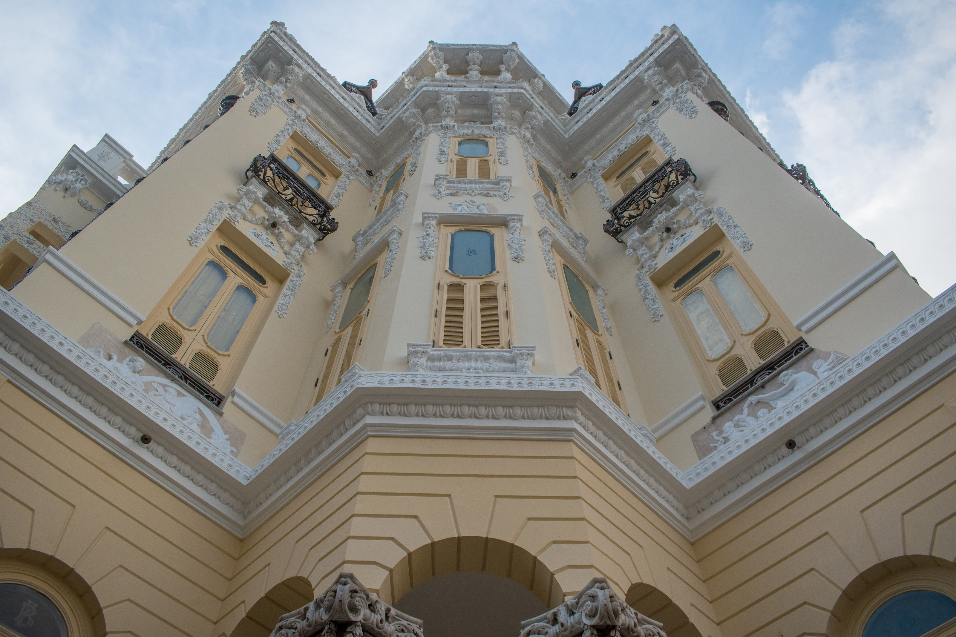 Prefeitura entrega Palacete Bolonha completamente restaurado