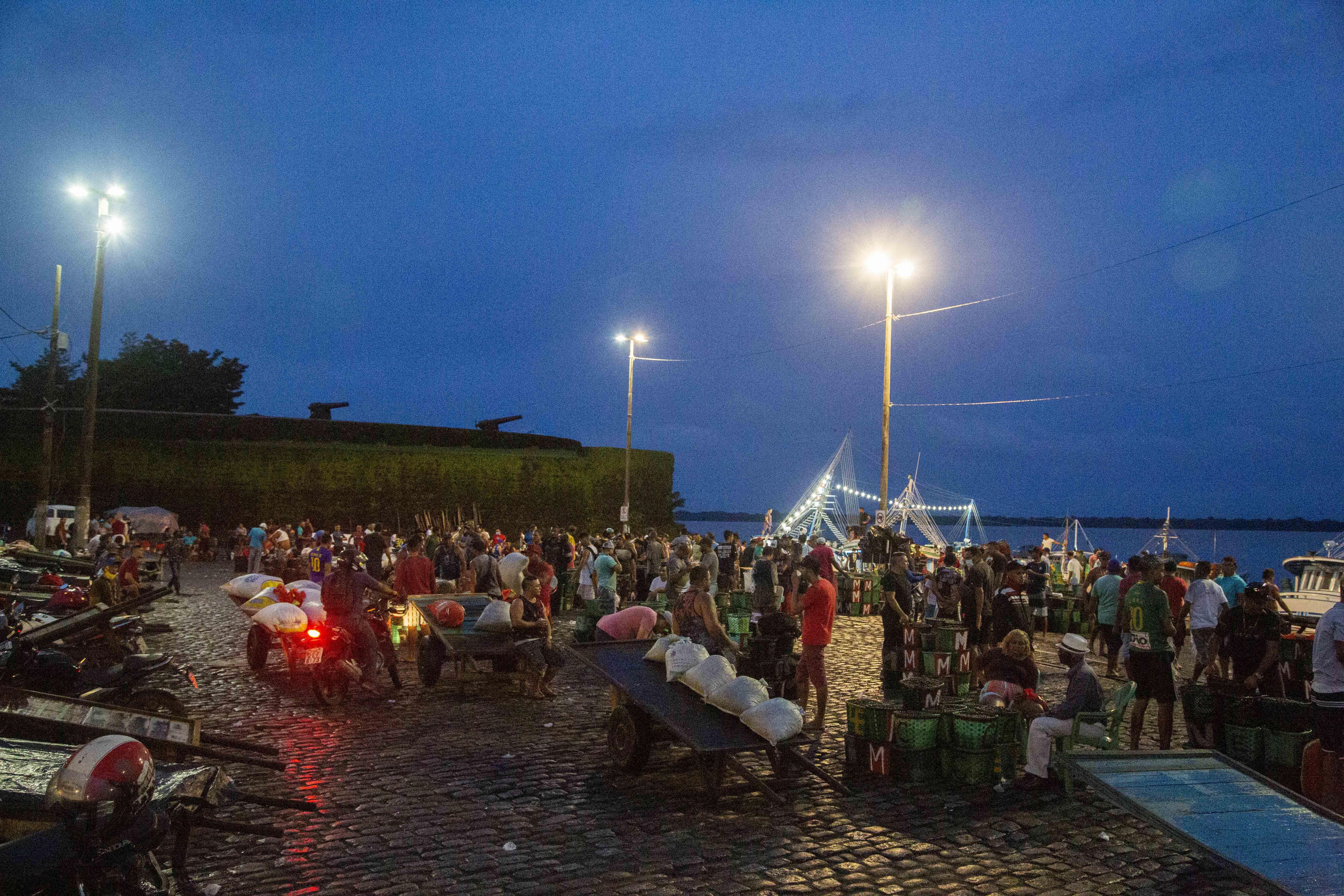 Prefeitura apoia manifestações culturais na Feira do Açaí e em toda Belém.Sempre!