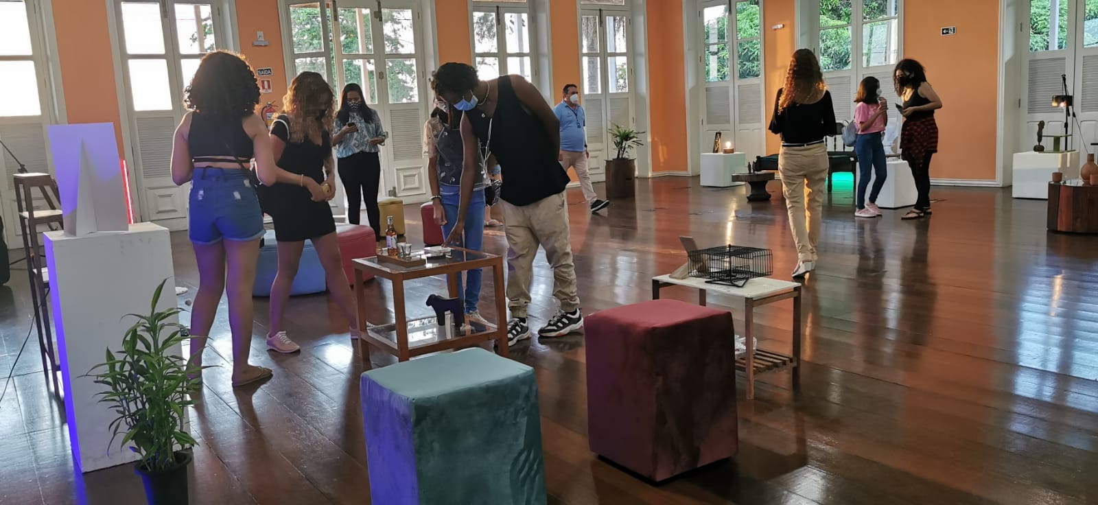 Design sustentável e reciclagem são destaques em exposições abertas na Biblioteca Avertano Rocha