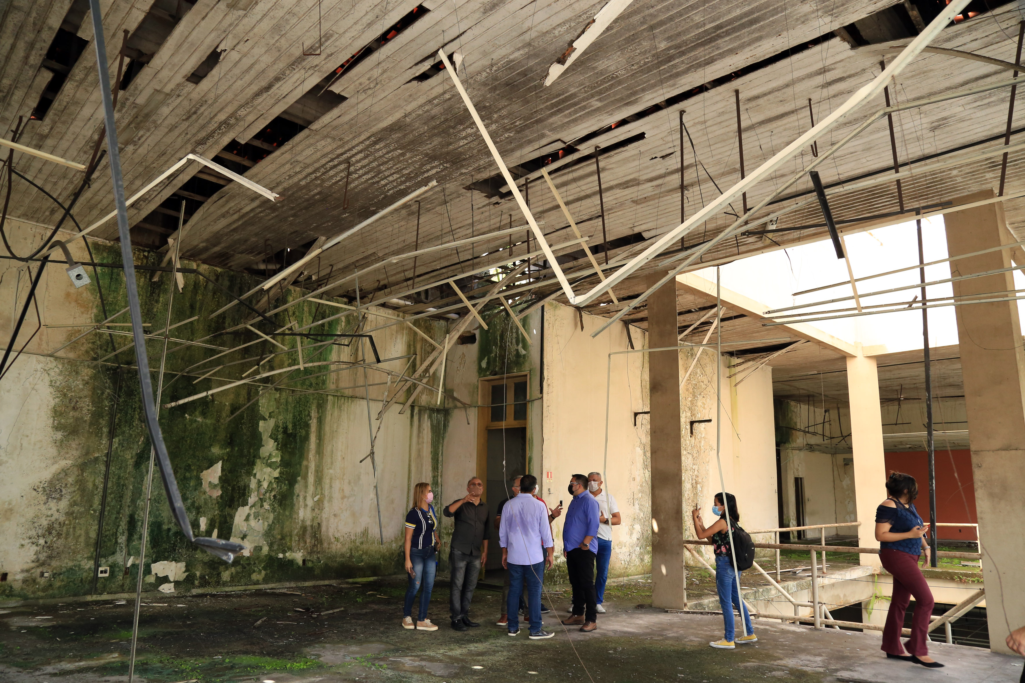 Prefeito visita prédios históricos do centro de Belém e anuncia medidas de revitalização
